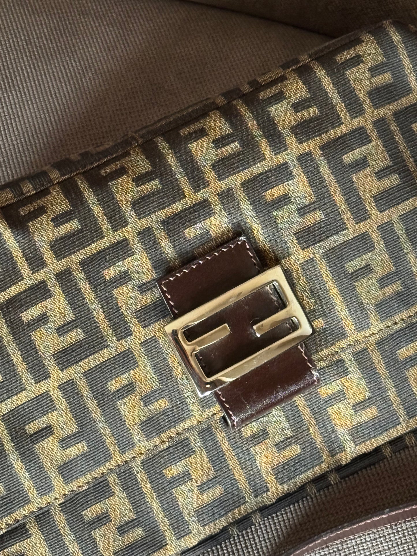 Fendi baguette vintage monogram