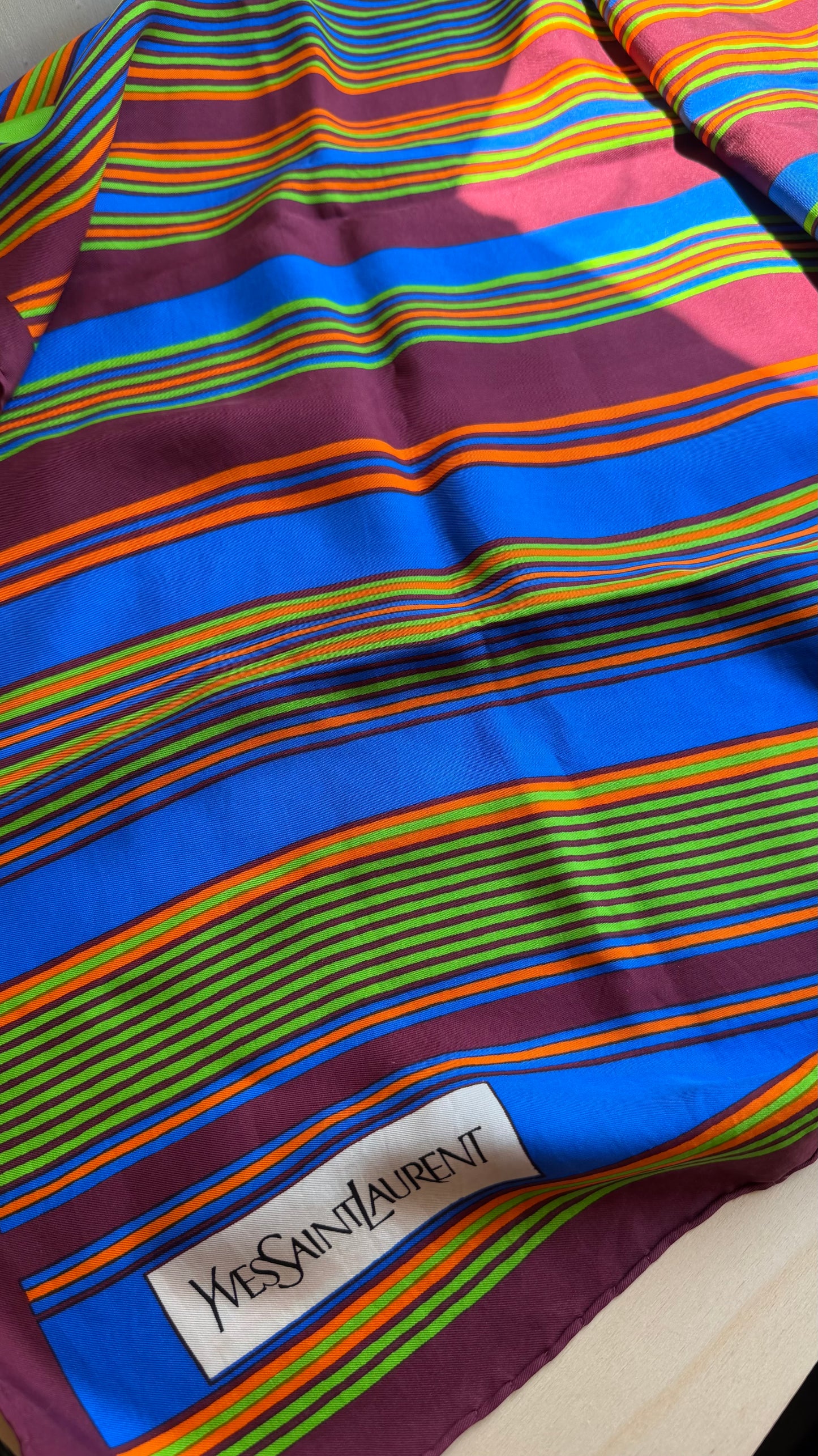 Foulard Ysl