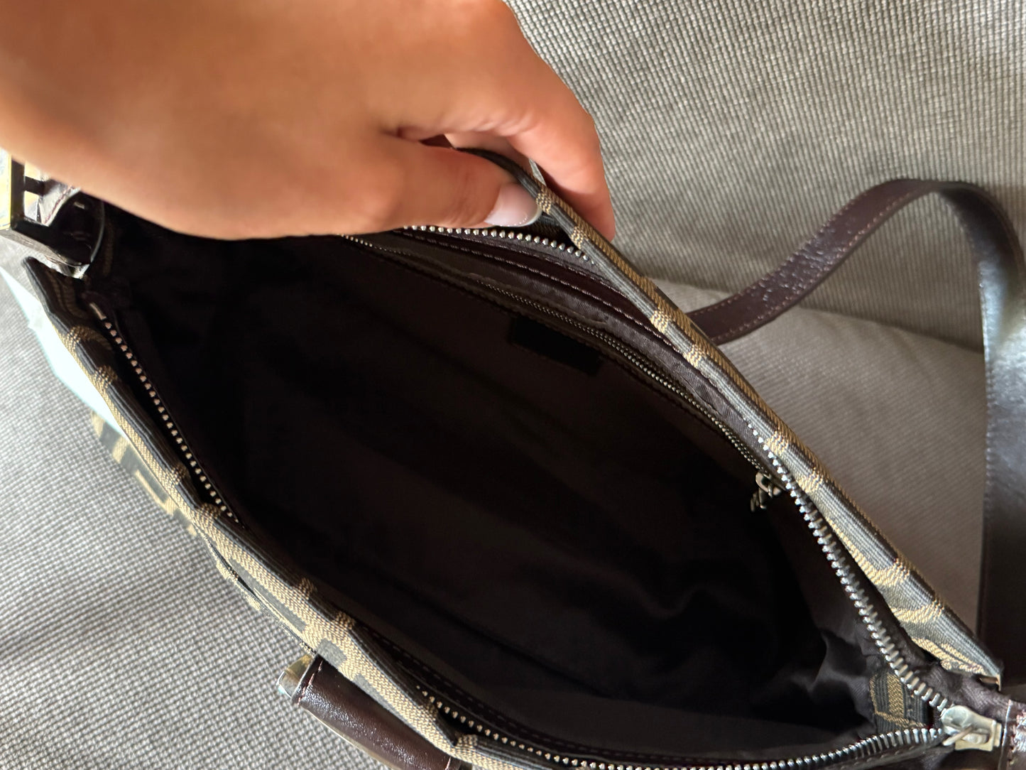 Fendi baguette vintage monogram