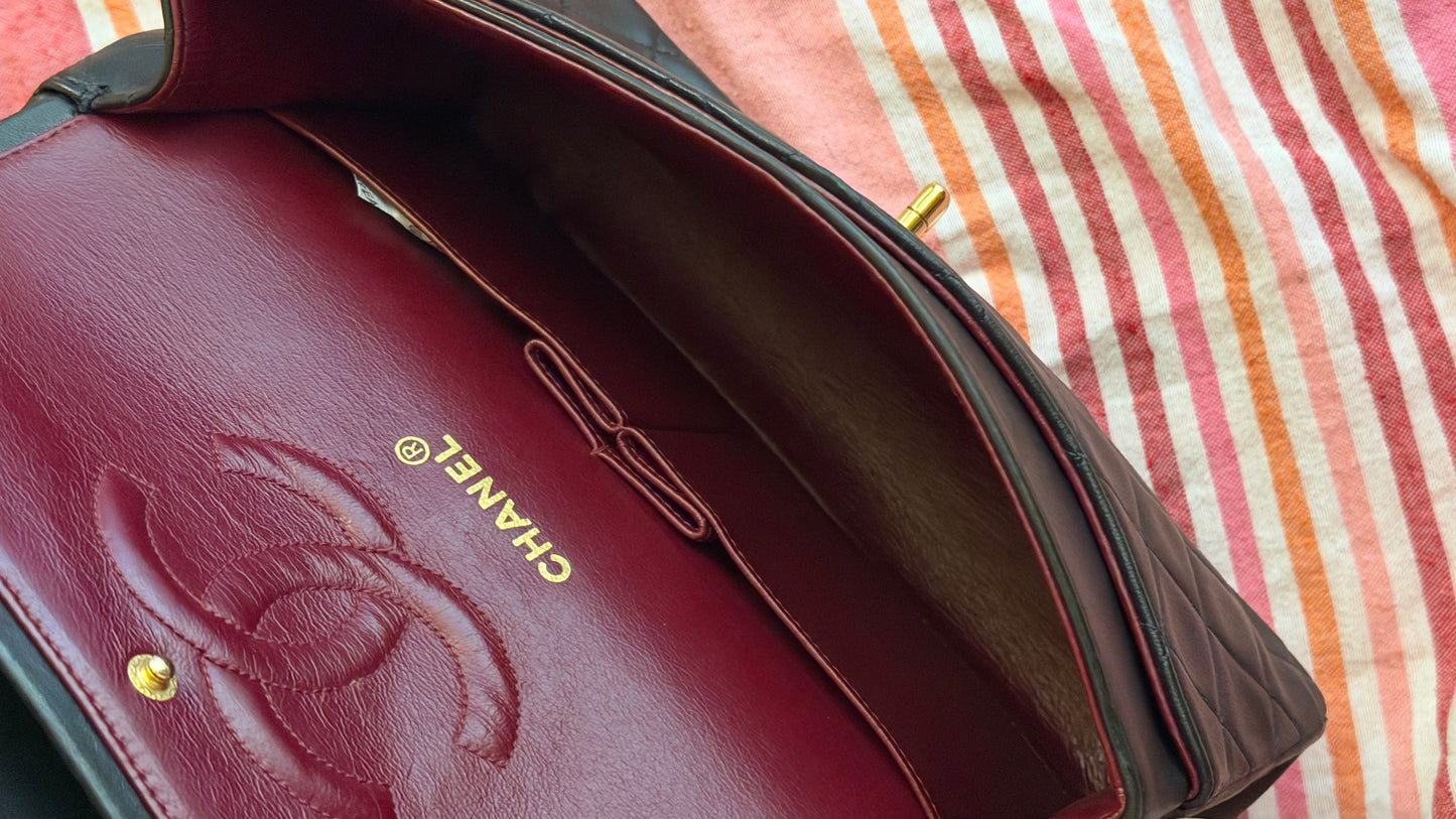 Chanel Medium Double flap classique