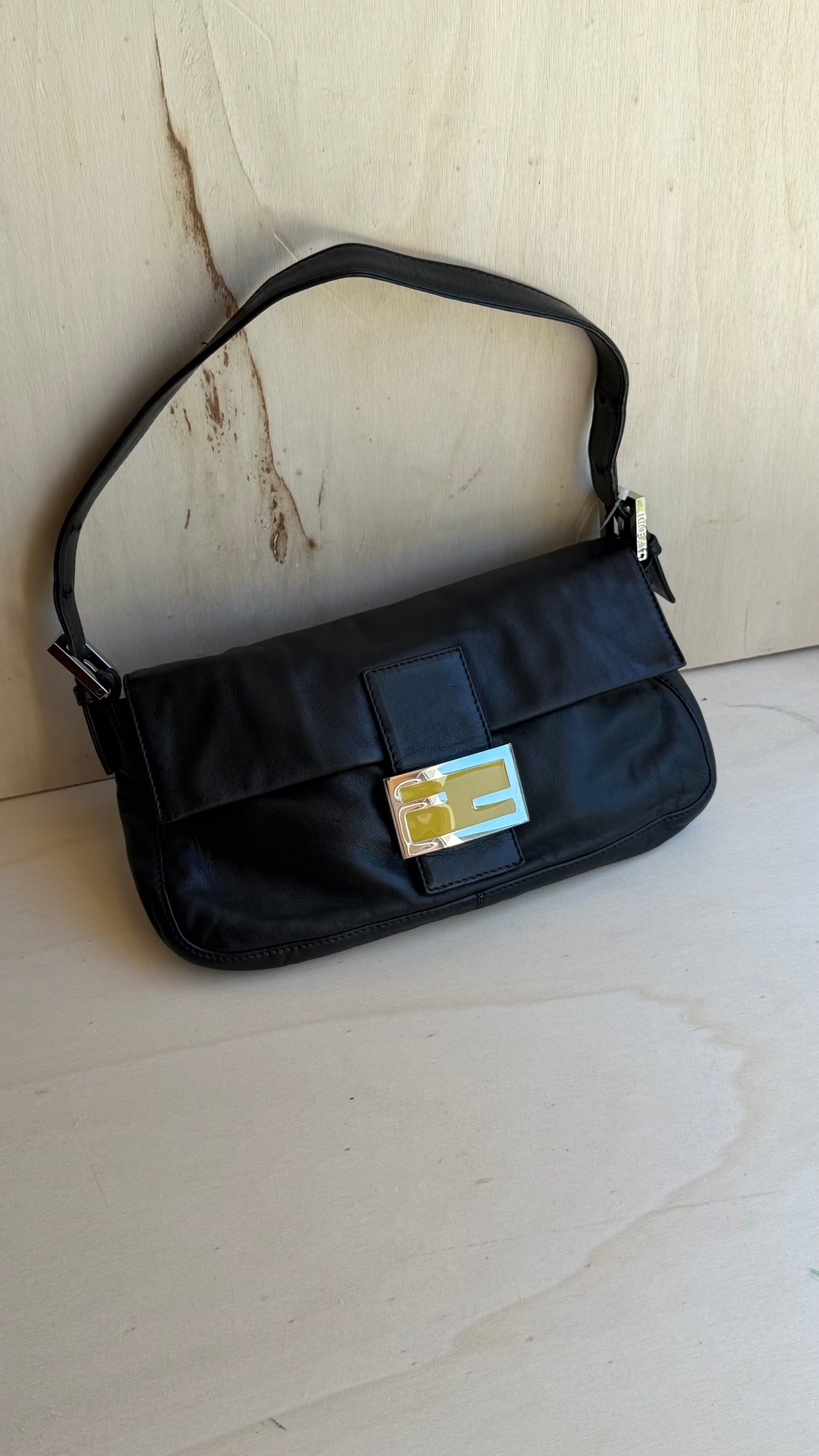 Fendi baguette pelle 2000’s