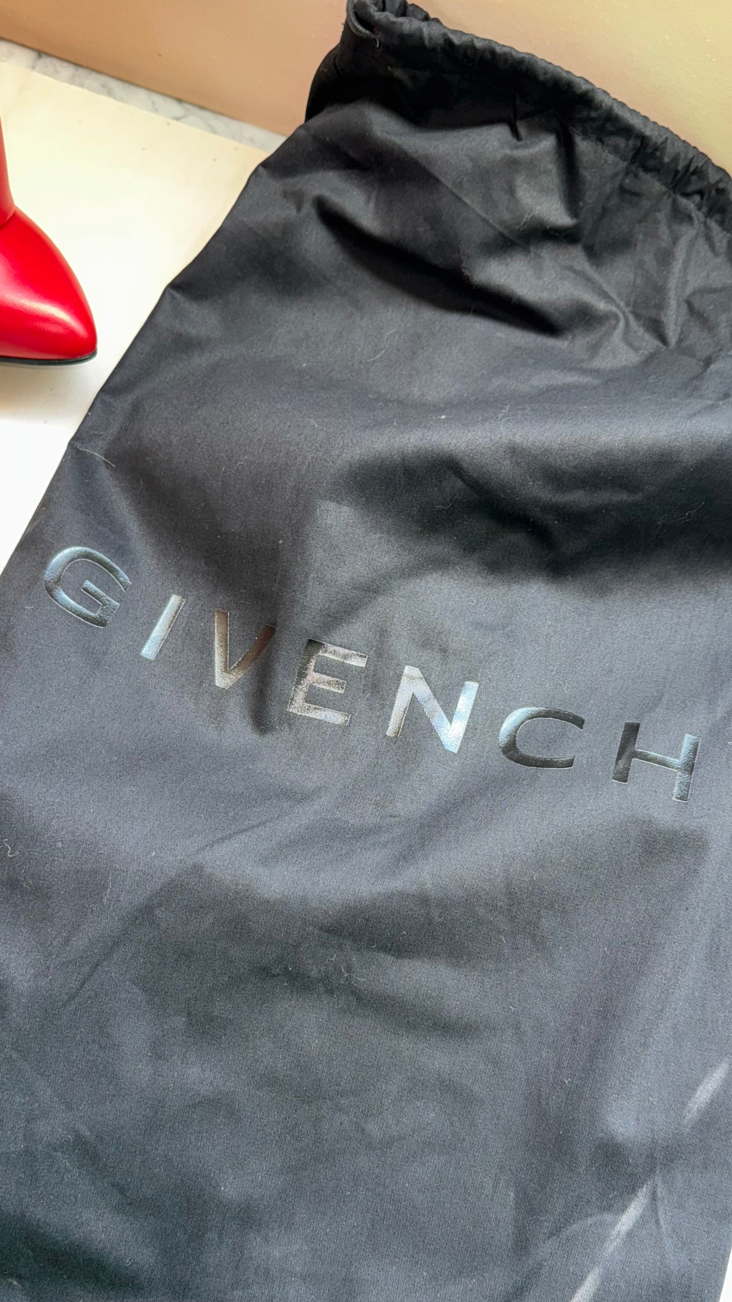 Shark Givenchy 37,5