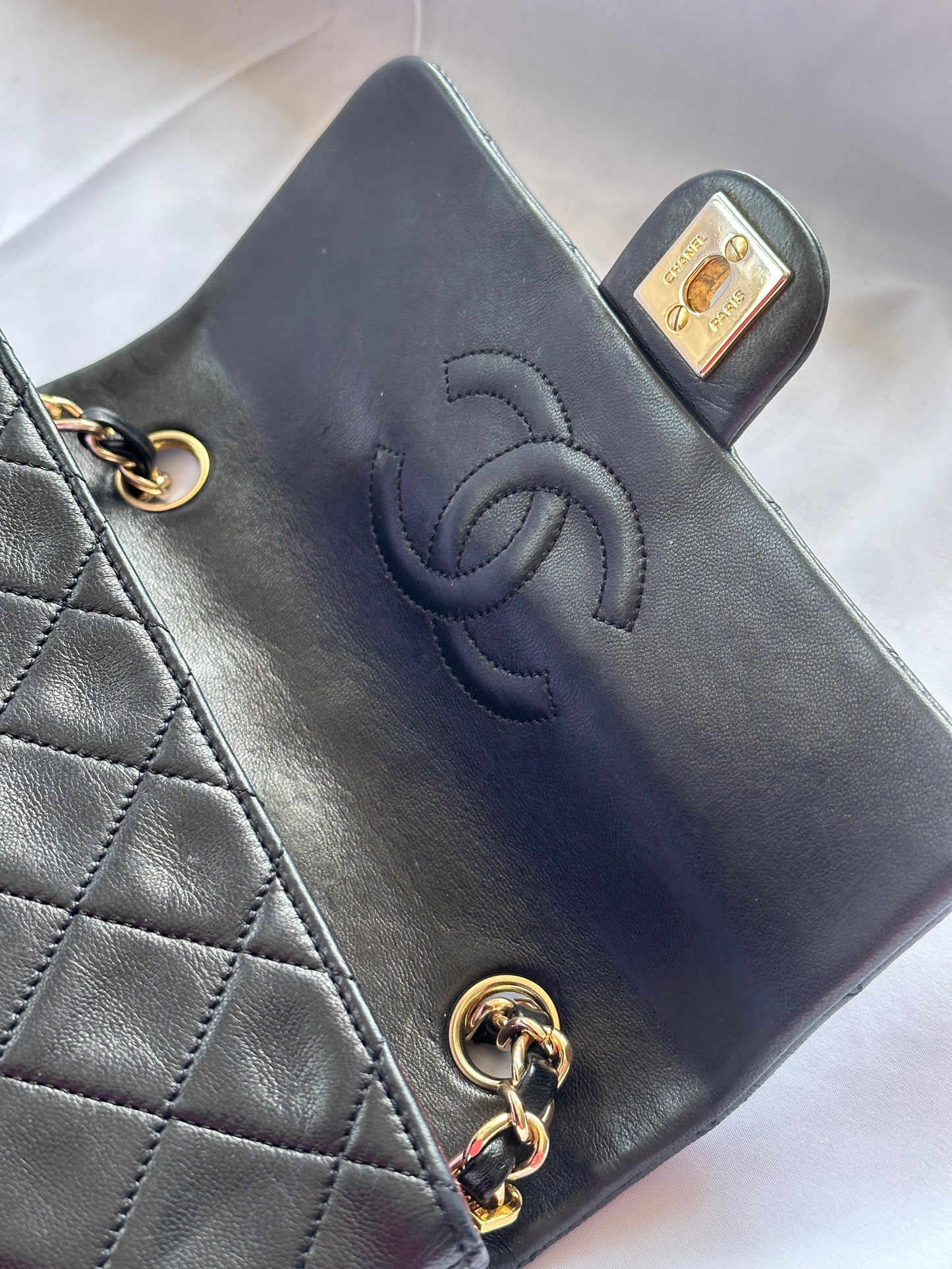 Vintage Chanel Timeless Mini Square (1989/1991)