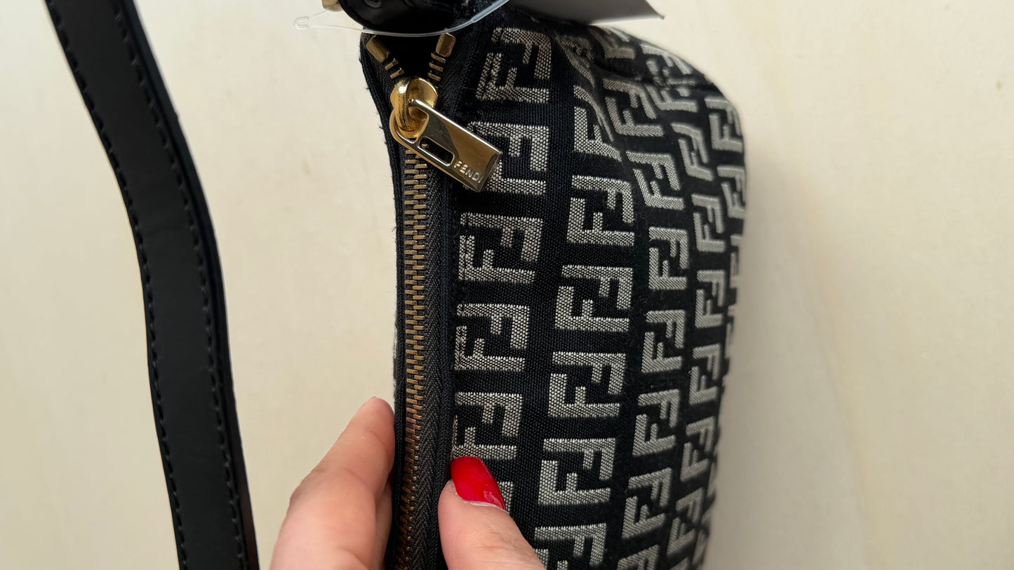 Pochette Monogram Fendi