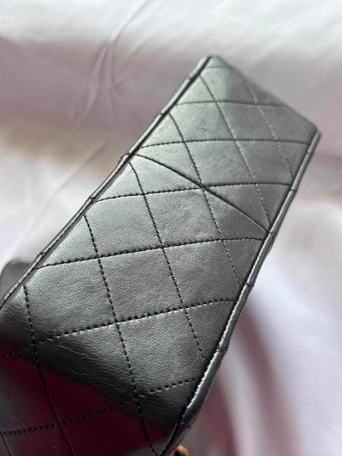 Vintage Chanel Timeless Mini Square (1989/1991)