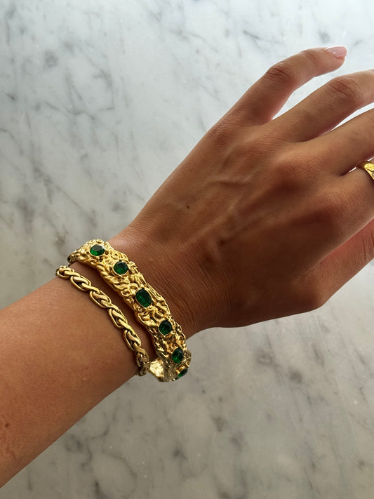 Bracciale rigido vintage con pietre verdi