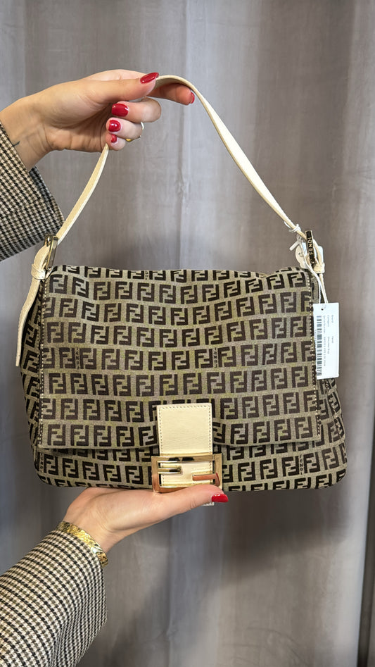 Fendi mamma baguette monogram