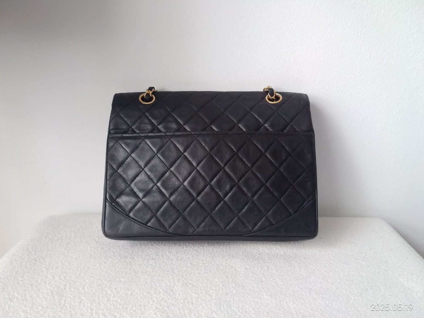 Chanel vintage black