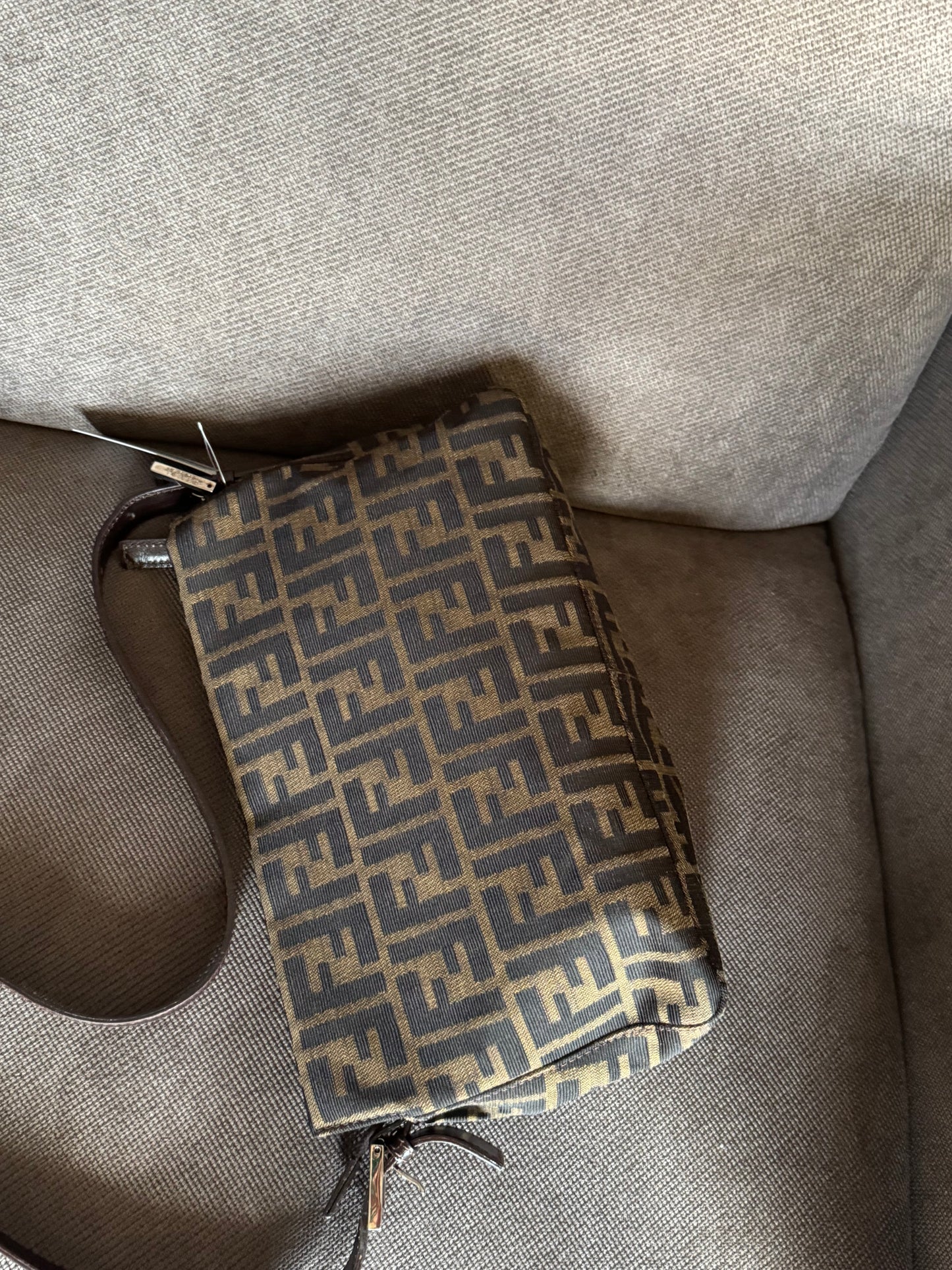 Fendi baguette vintage monogram