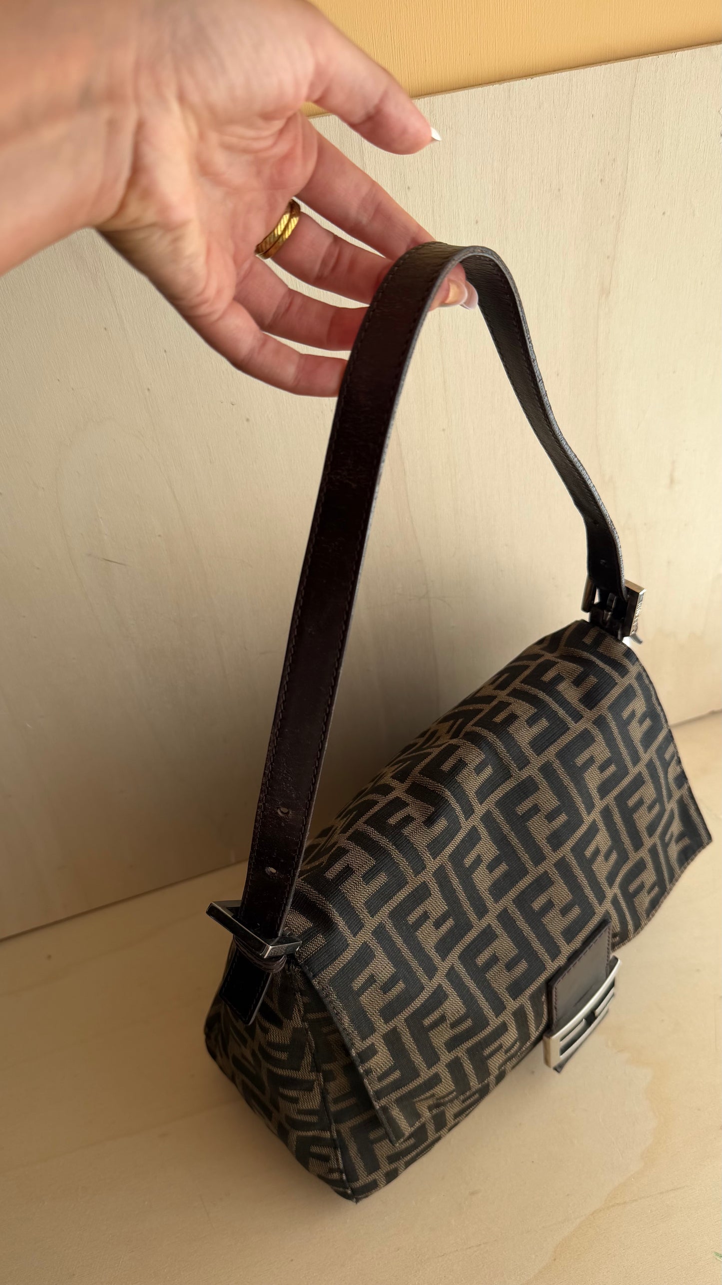 Fendi mamma baguette
