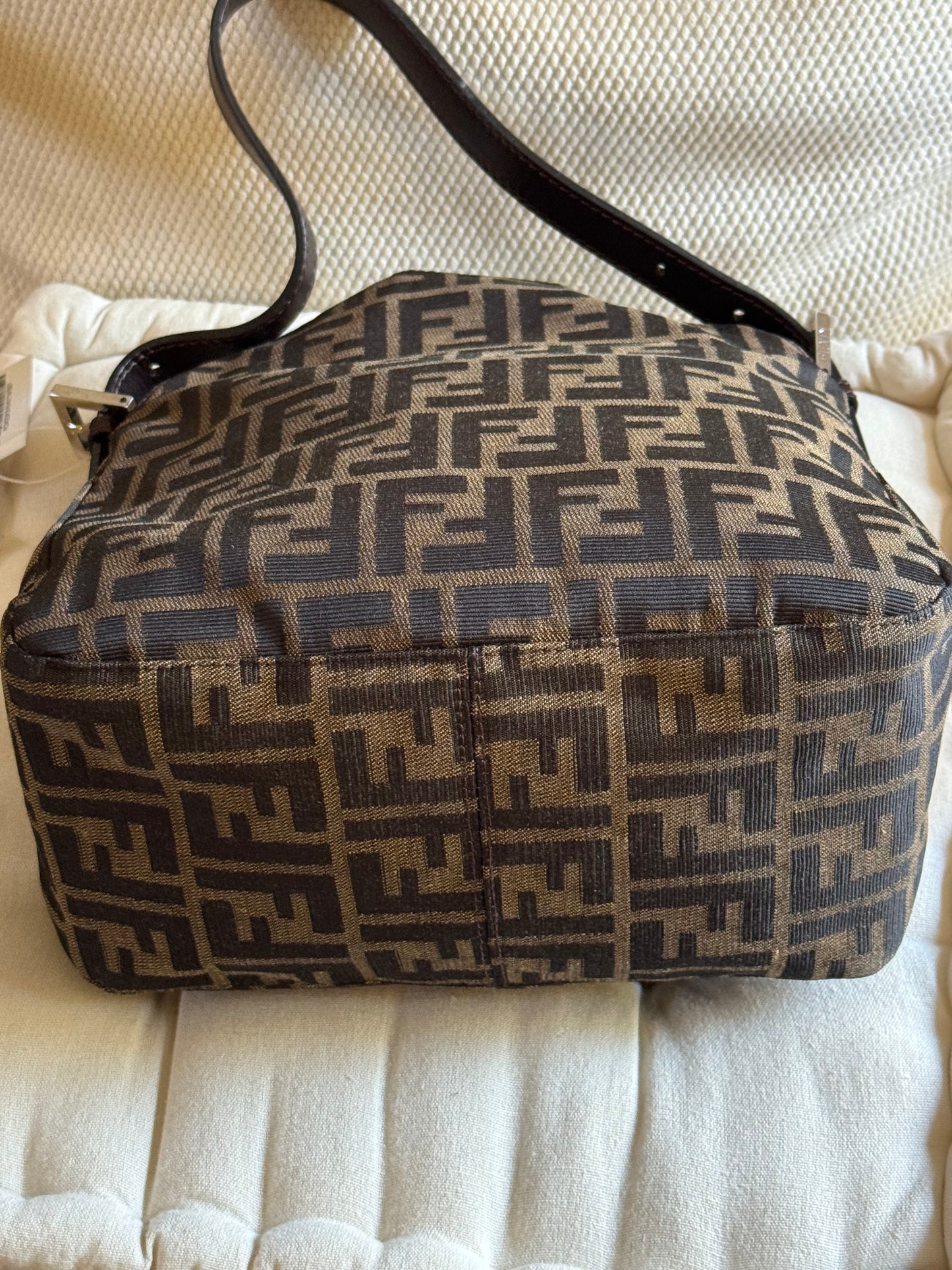 Fendi mamma baguette