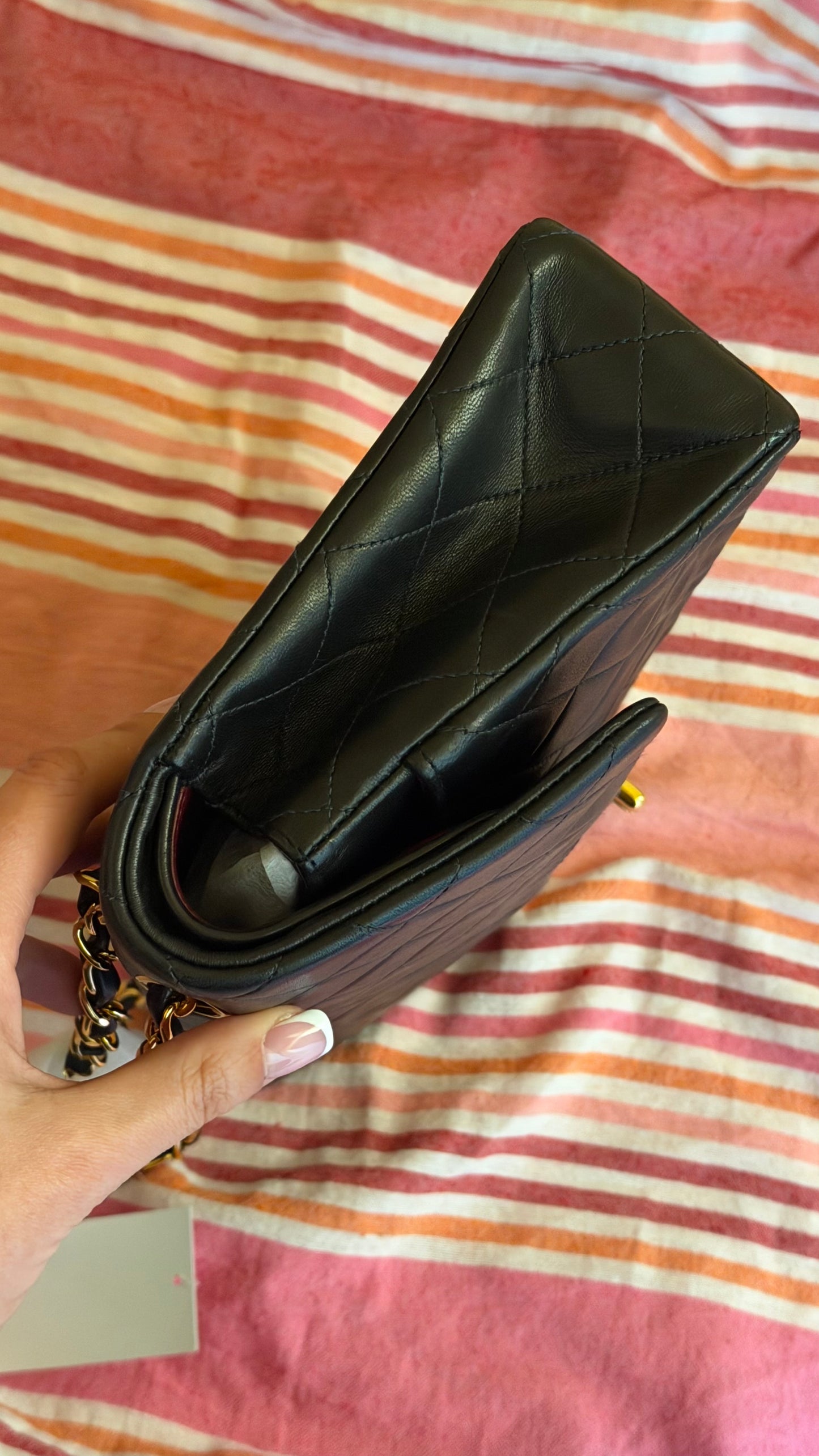 Chanel Medium Double flap classique
