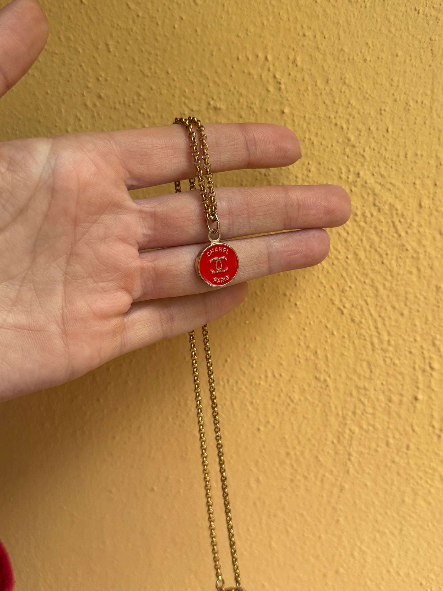 Collana con Bottone Chanel