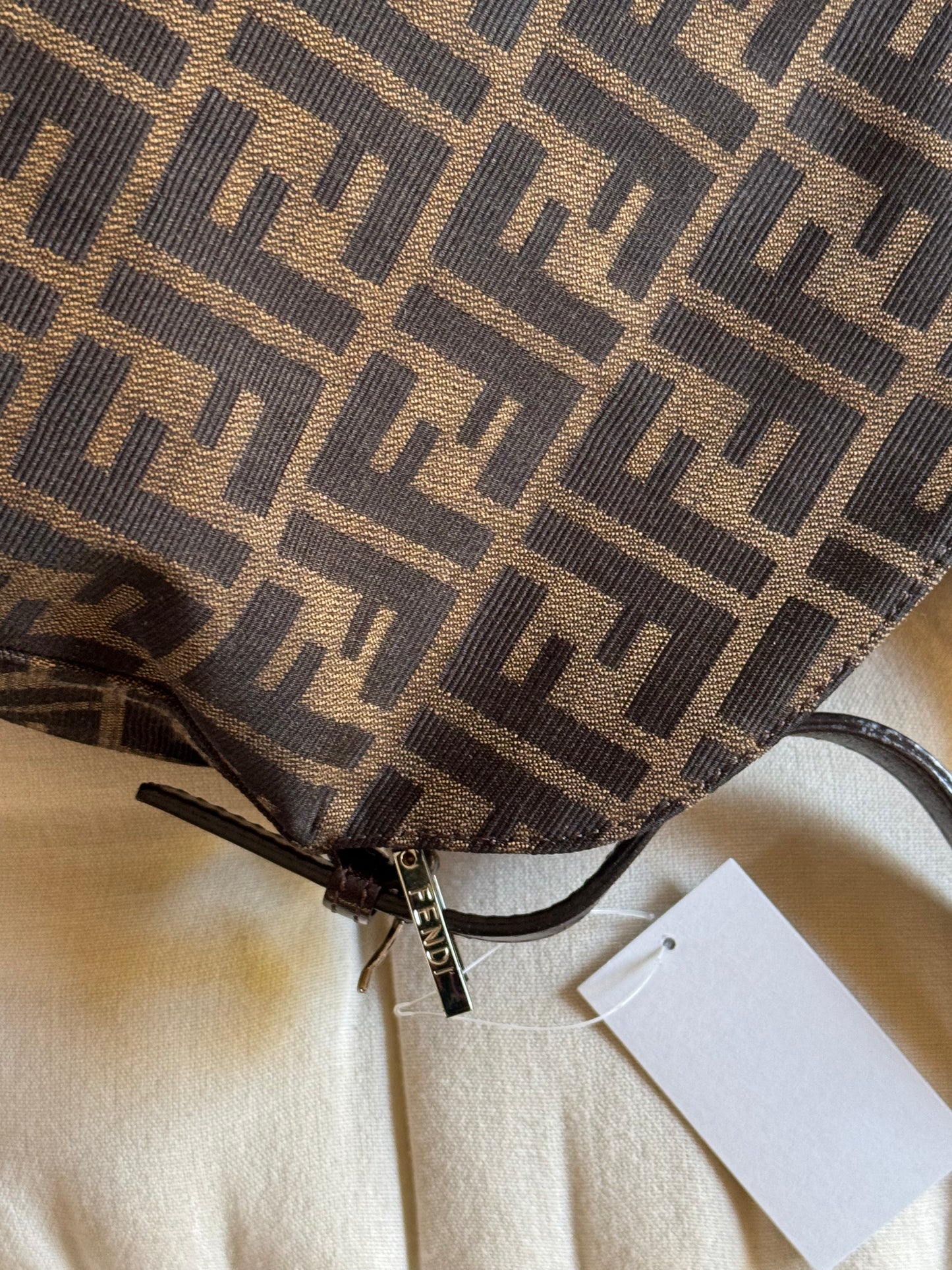 Fendi mamma baguette