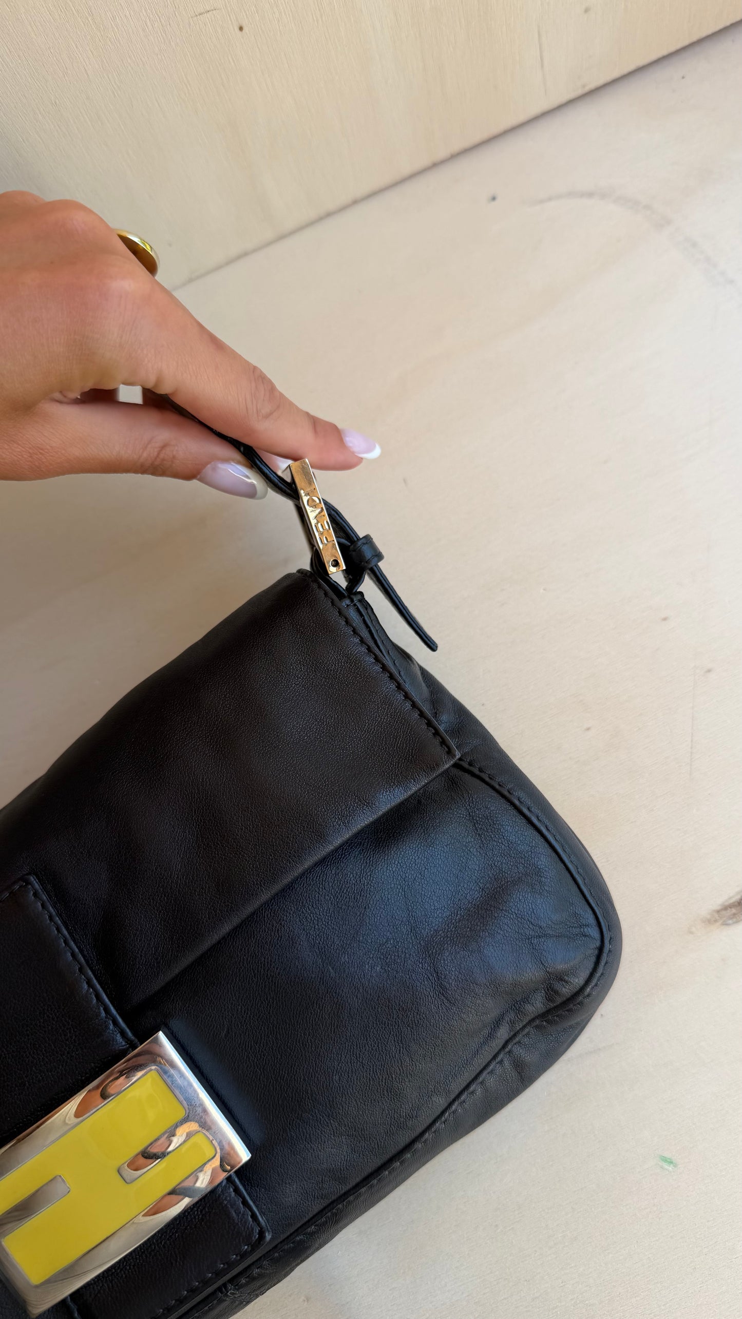 Fendi baguette pelle 2000’s