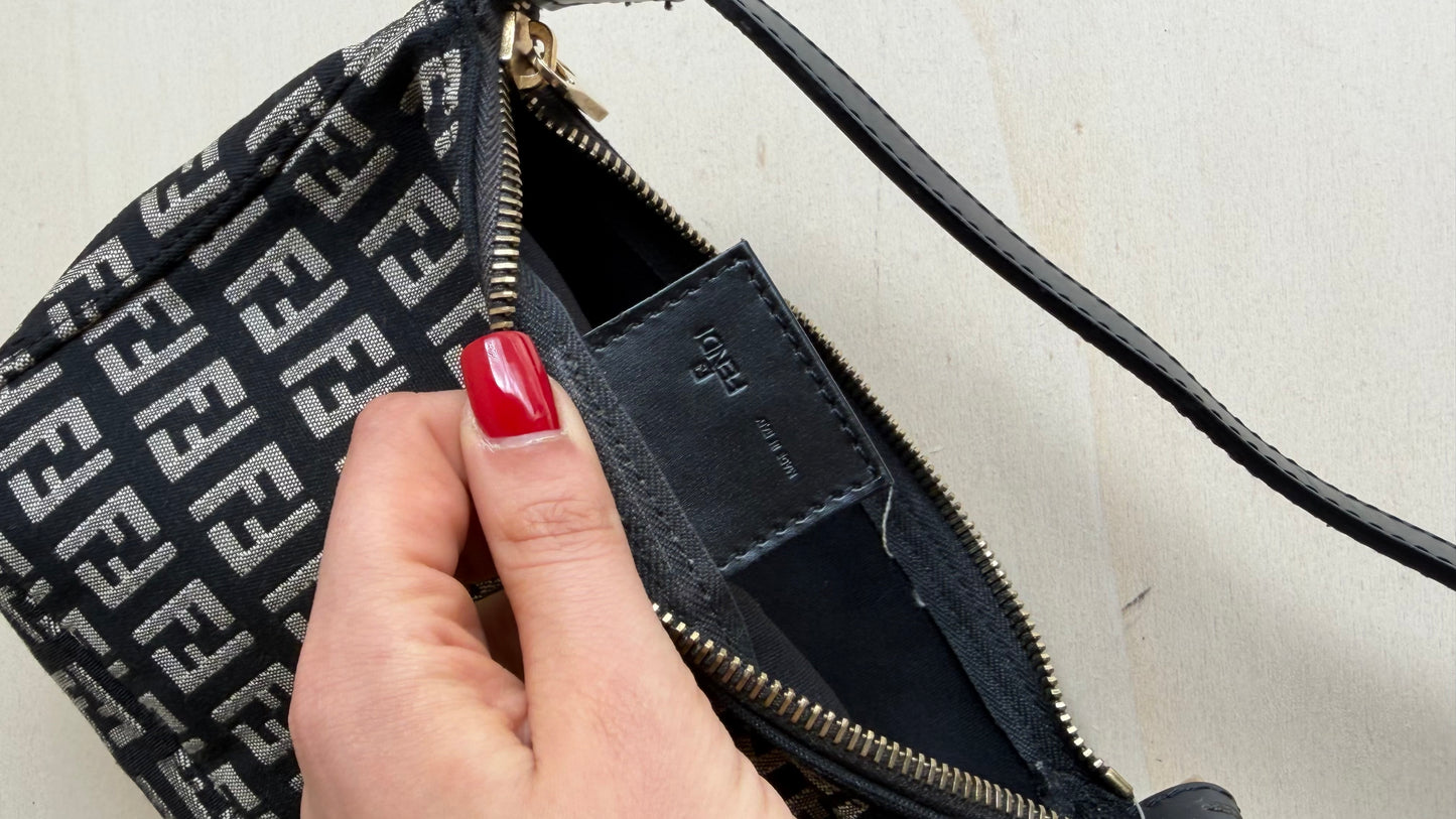 Pochette Monogram Fendi