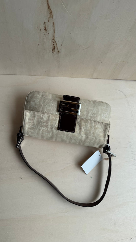 Fendi baguette Monogram
