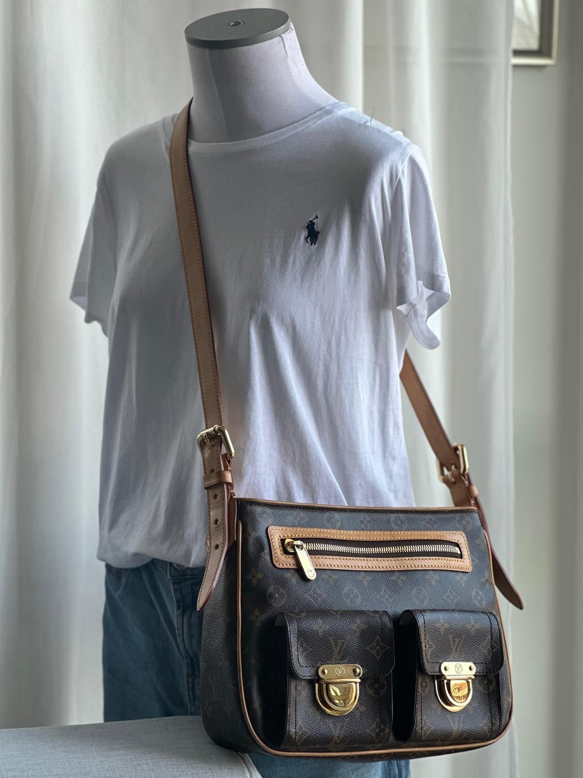Vuitton Hudson Crossbody Bag