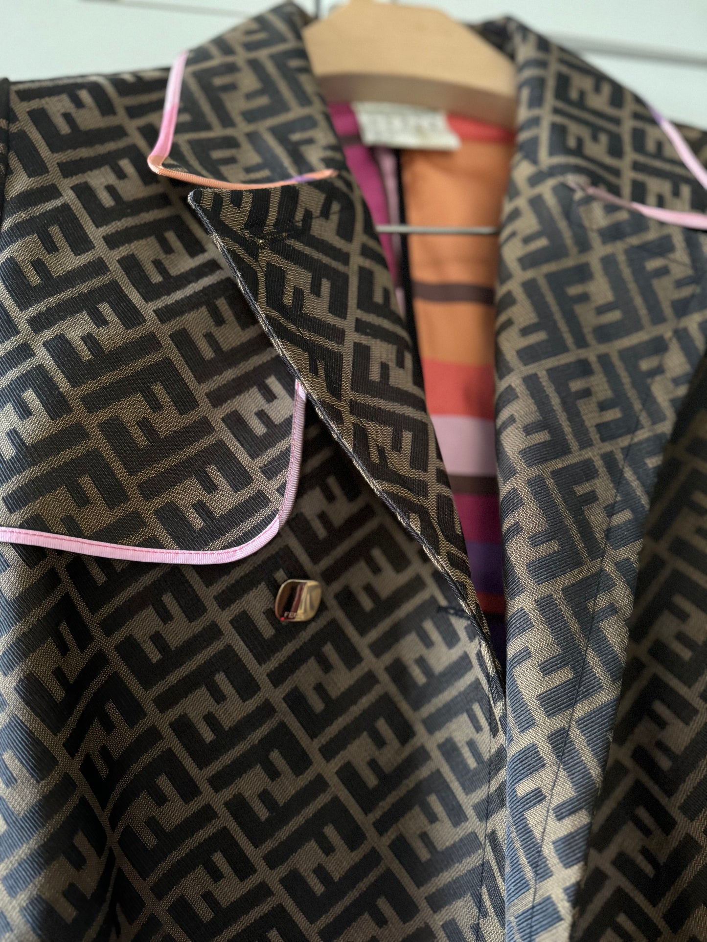 Trench Fendi Monogram