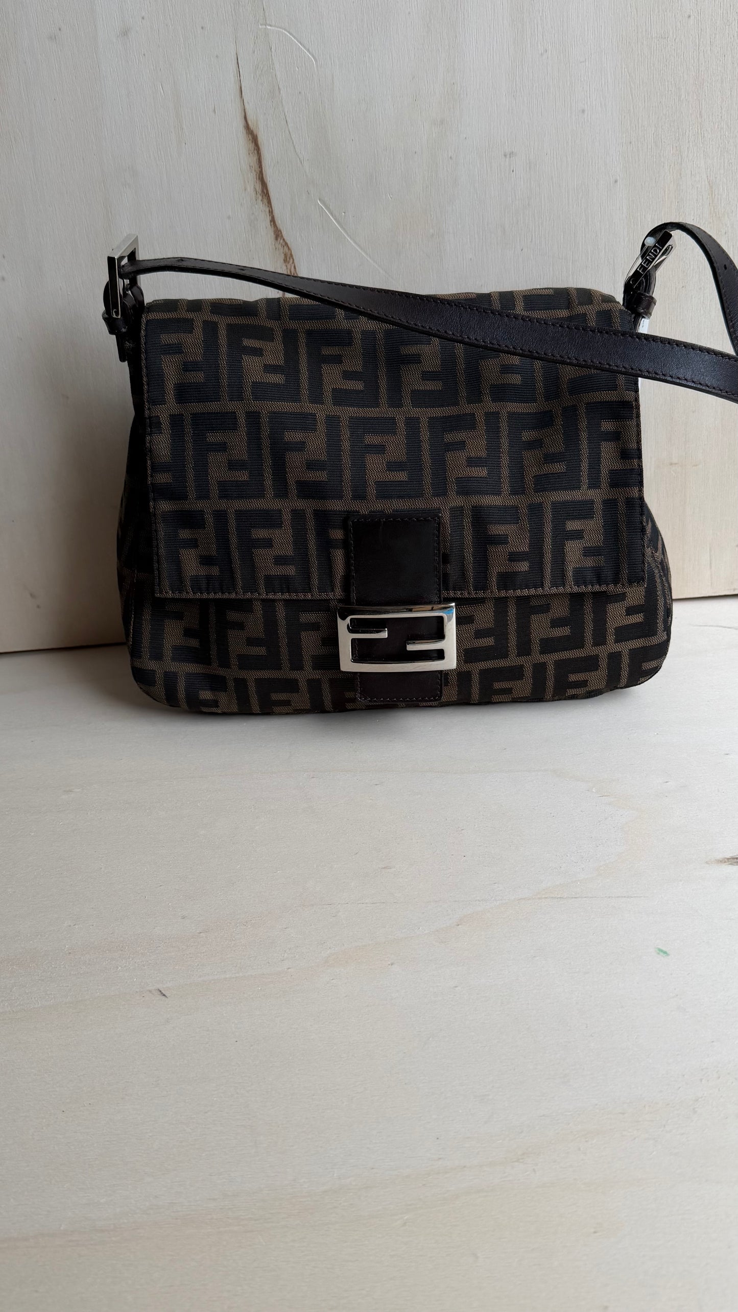 Fendi Mamma baguette