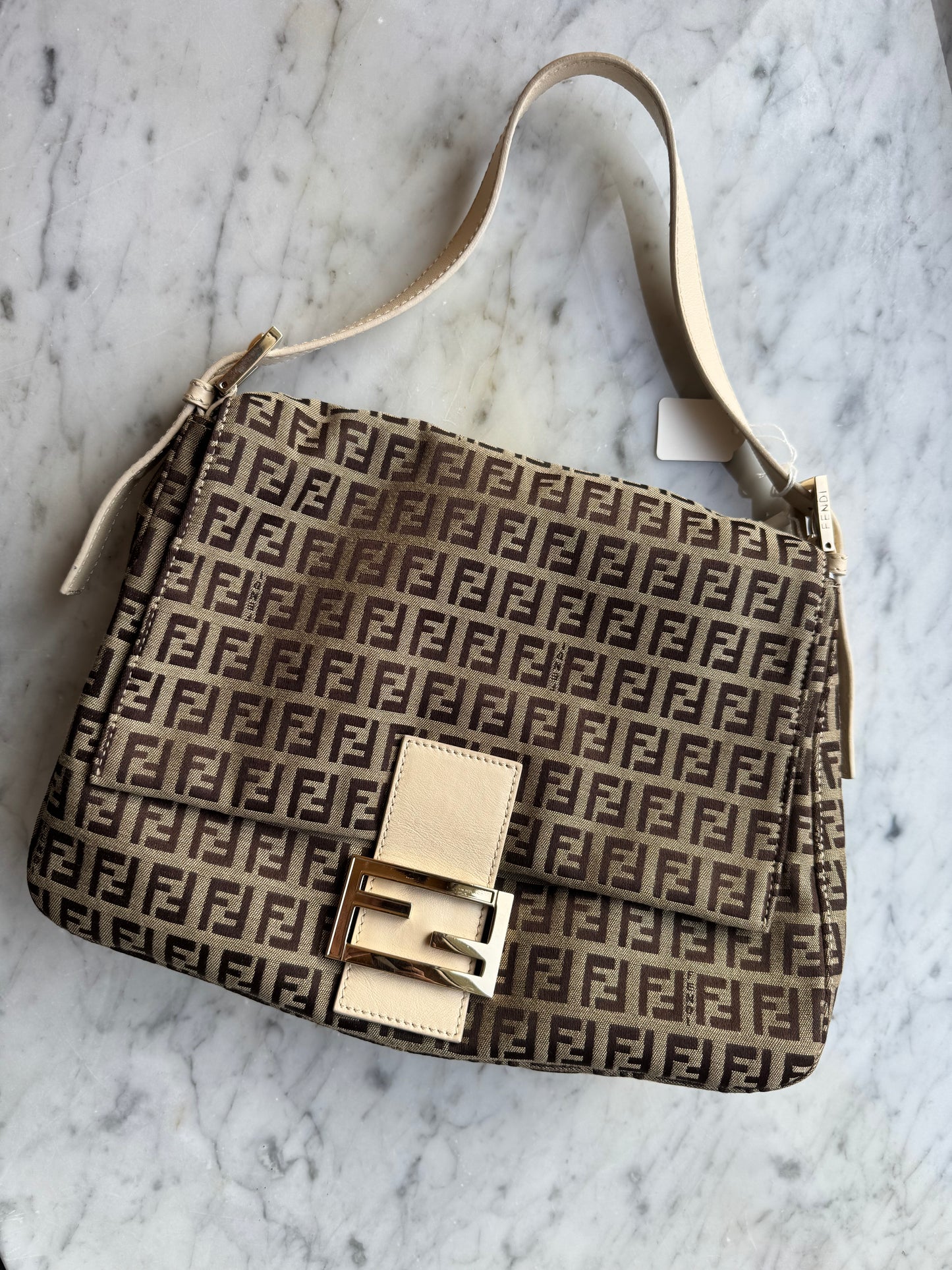 Fendi mamma baguette monogram