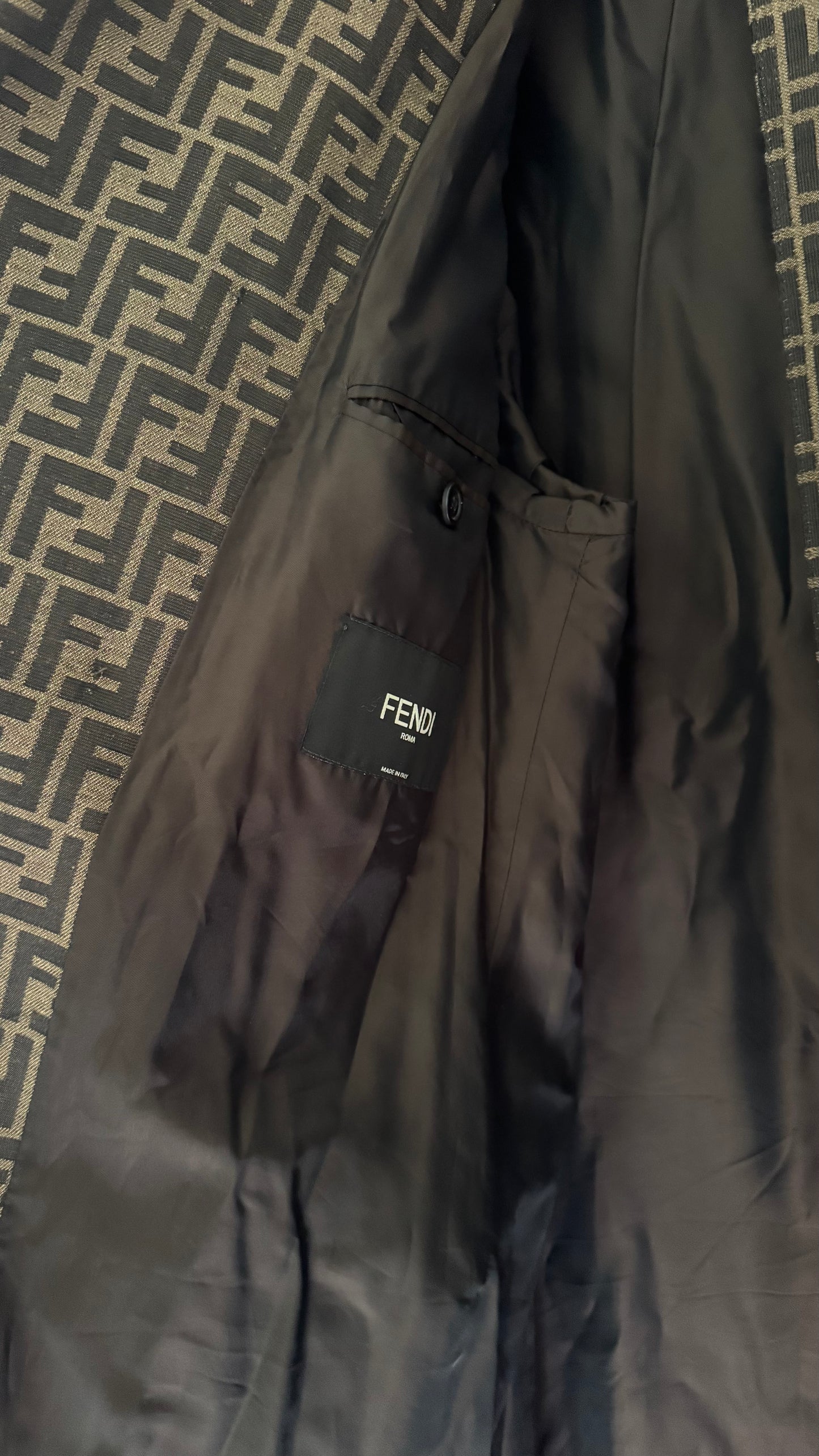 Trench Fendi monogram