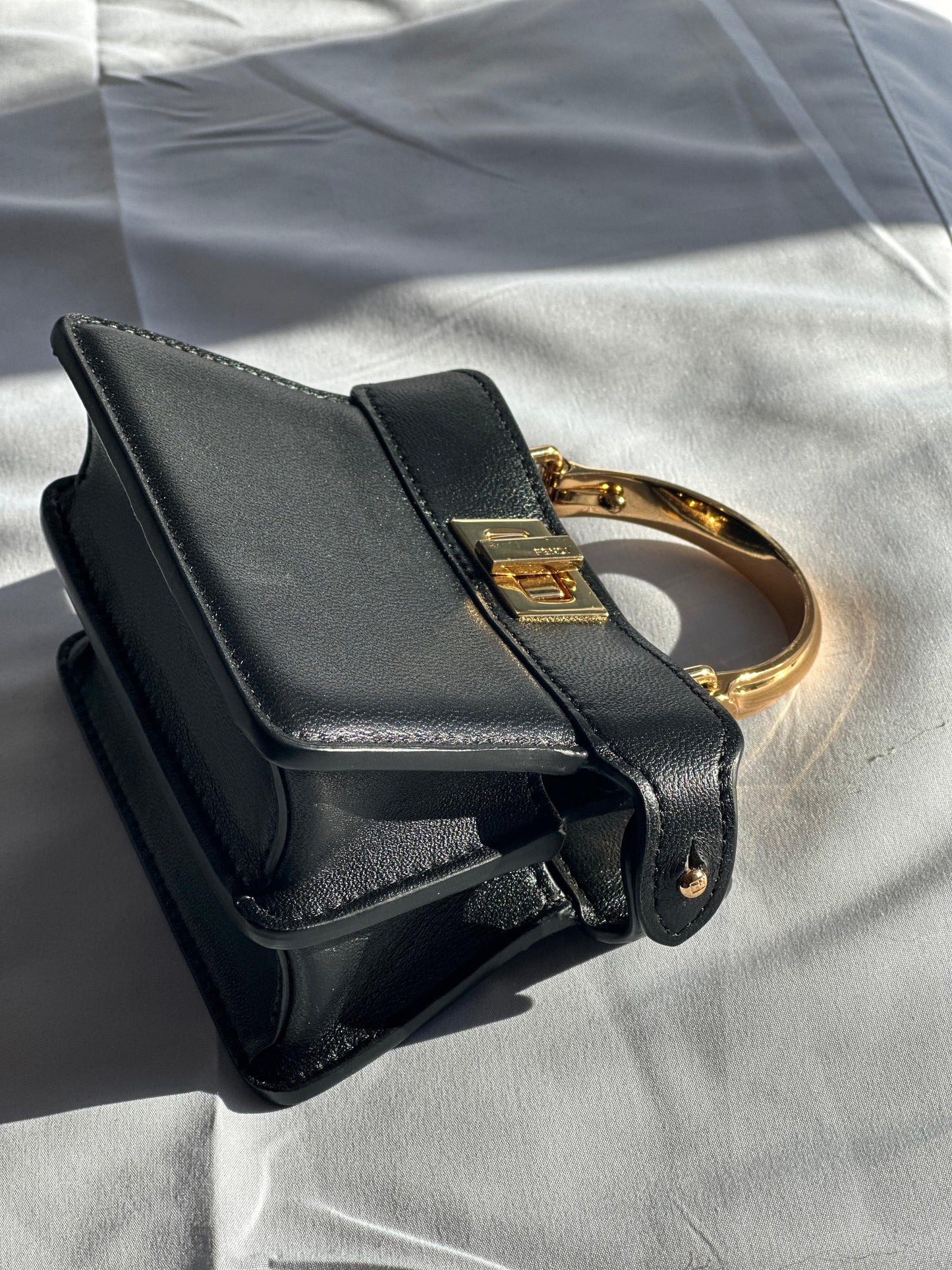Fendi Peekaboo nano