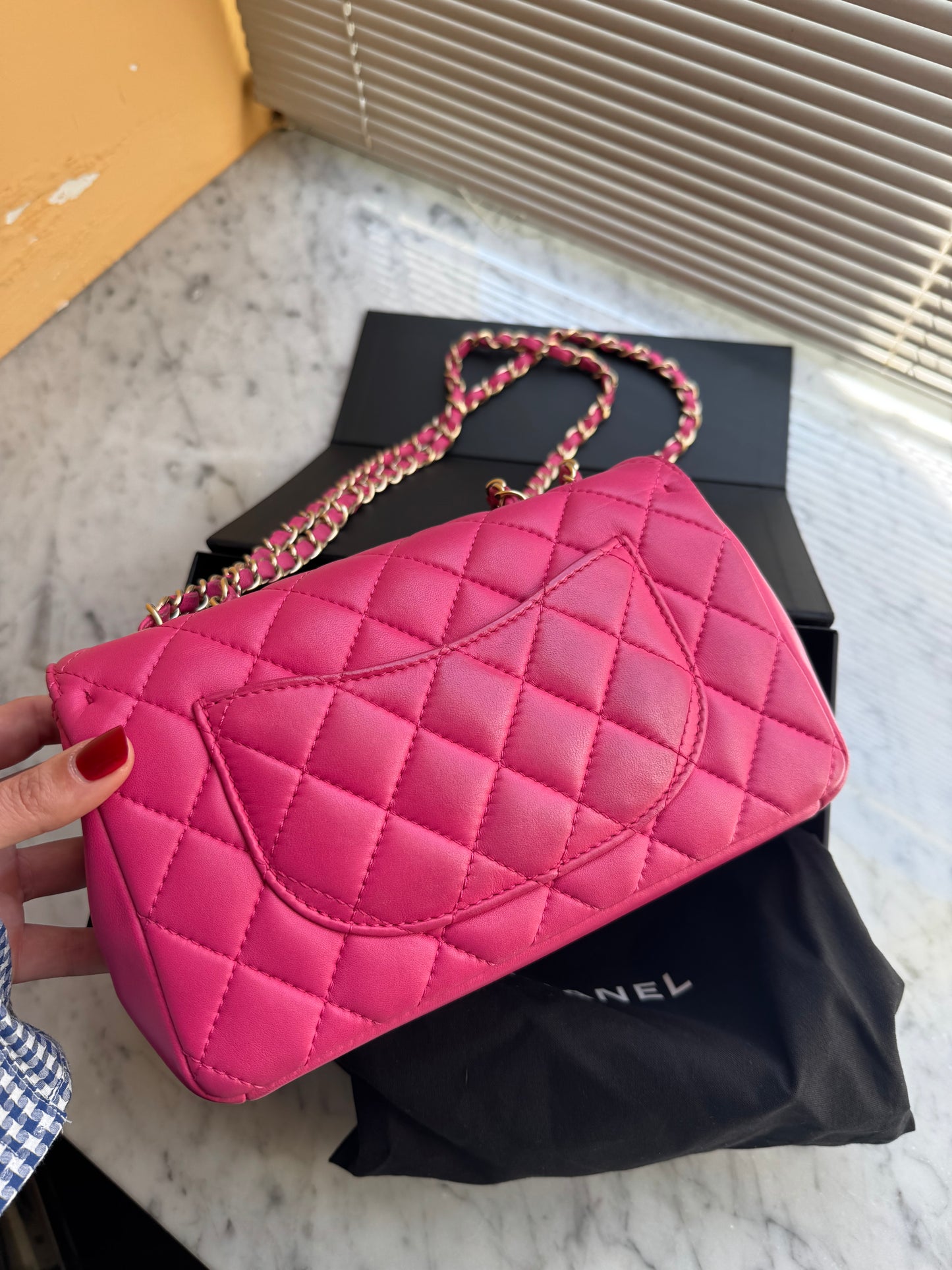 Chanel mini rosa