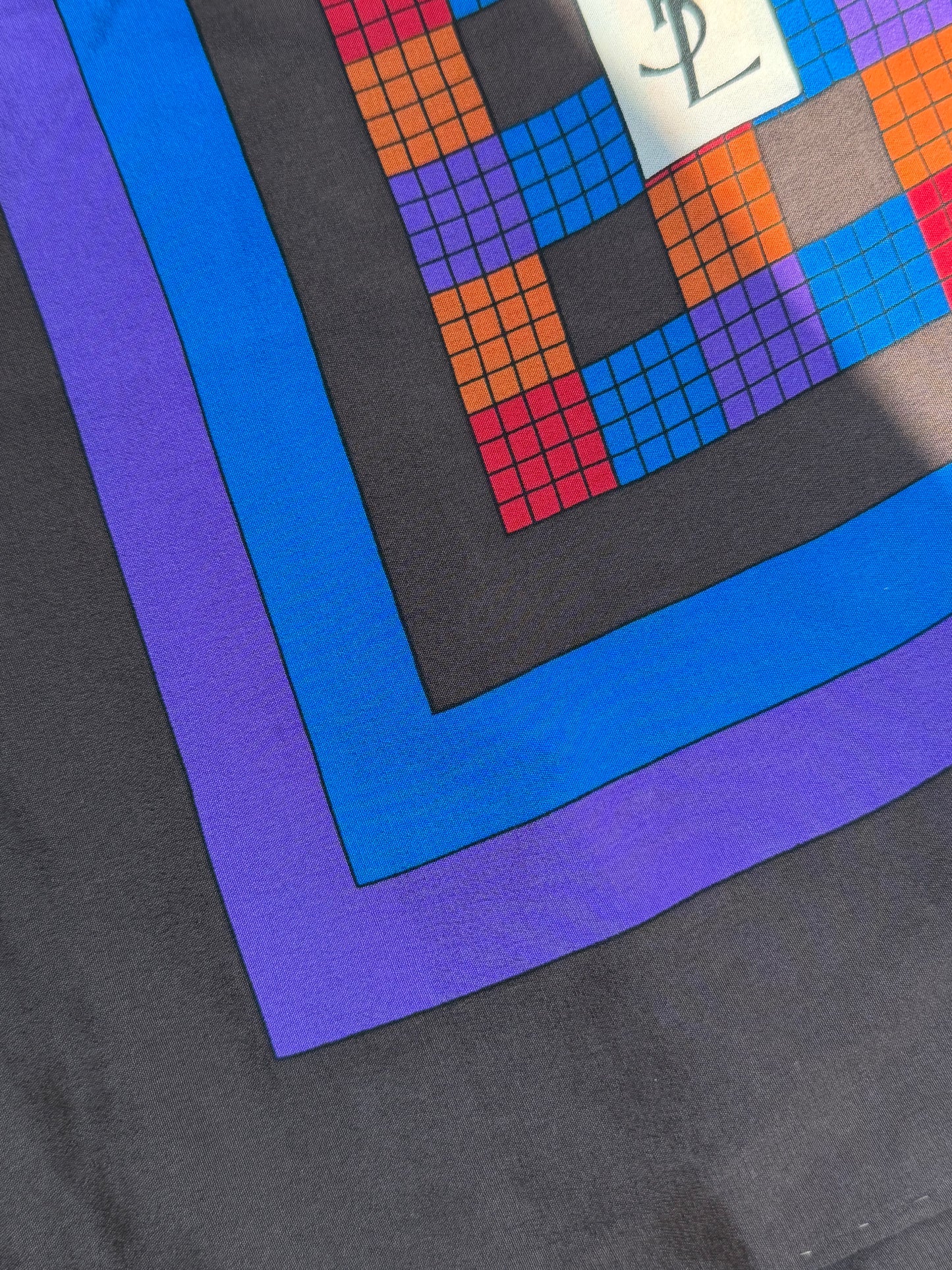 Foulard Ysl