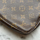 Pochette Louis Vuitton accessoire