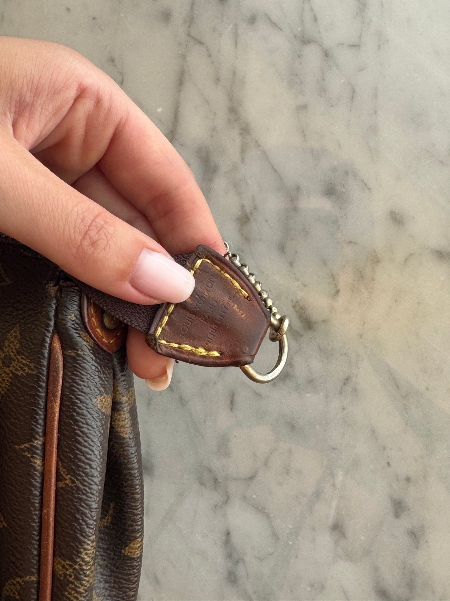 Pochette Eva Louis Vuitton