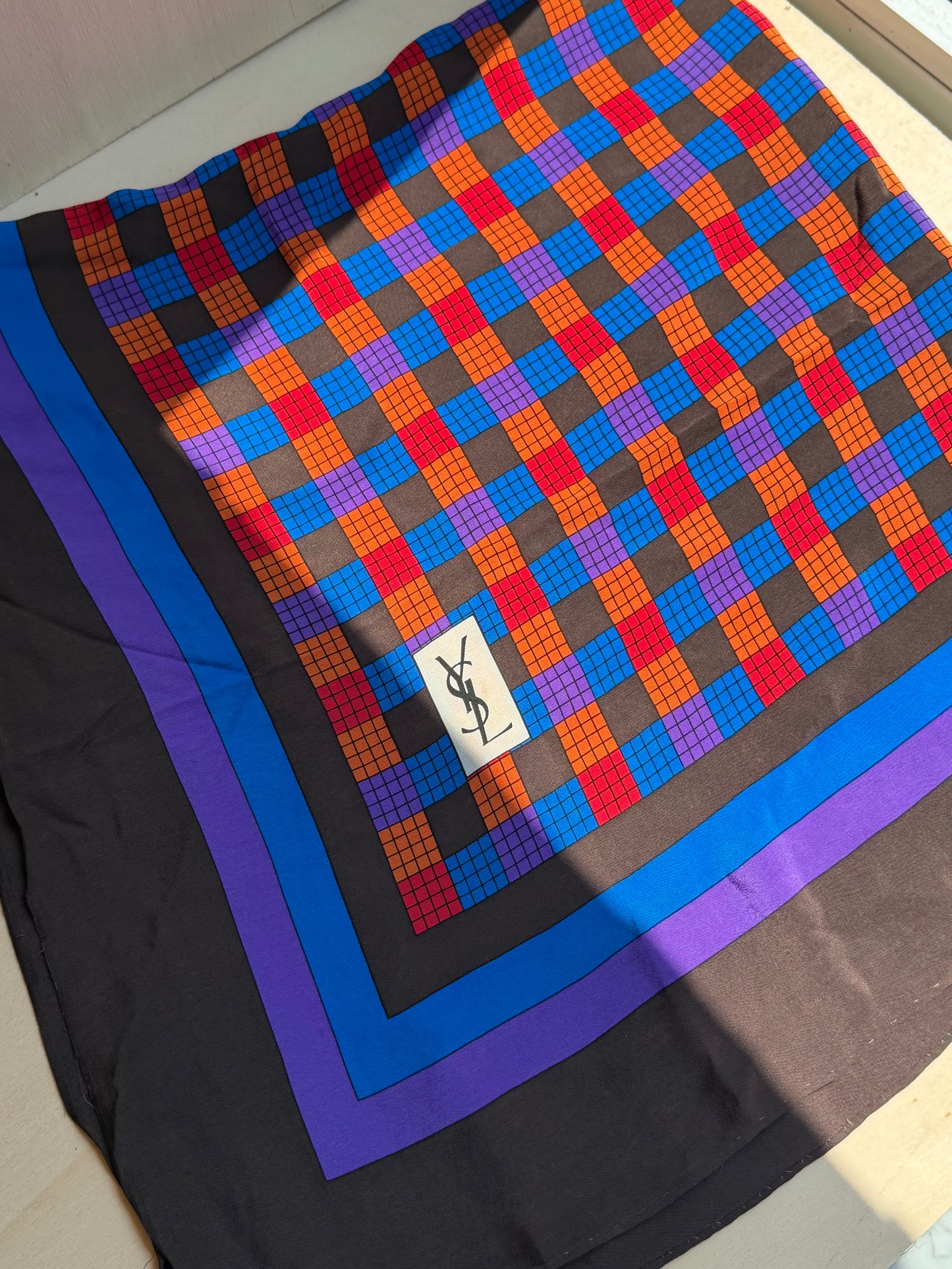 Foulard Ysl