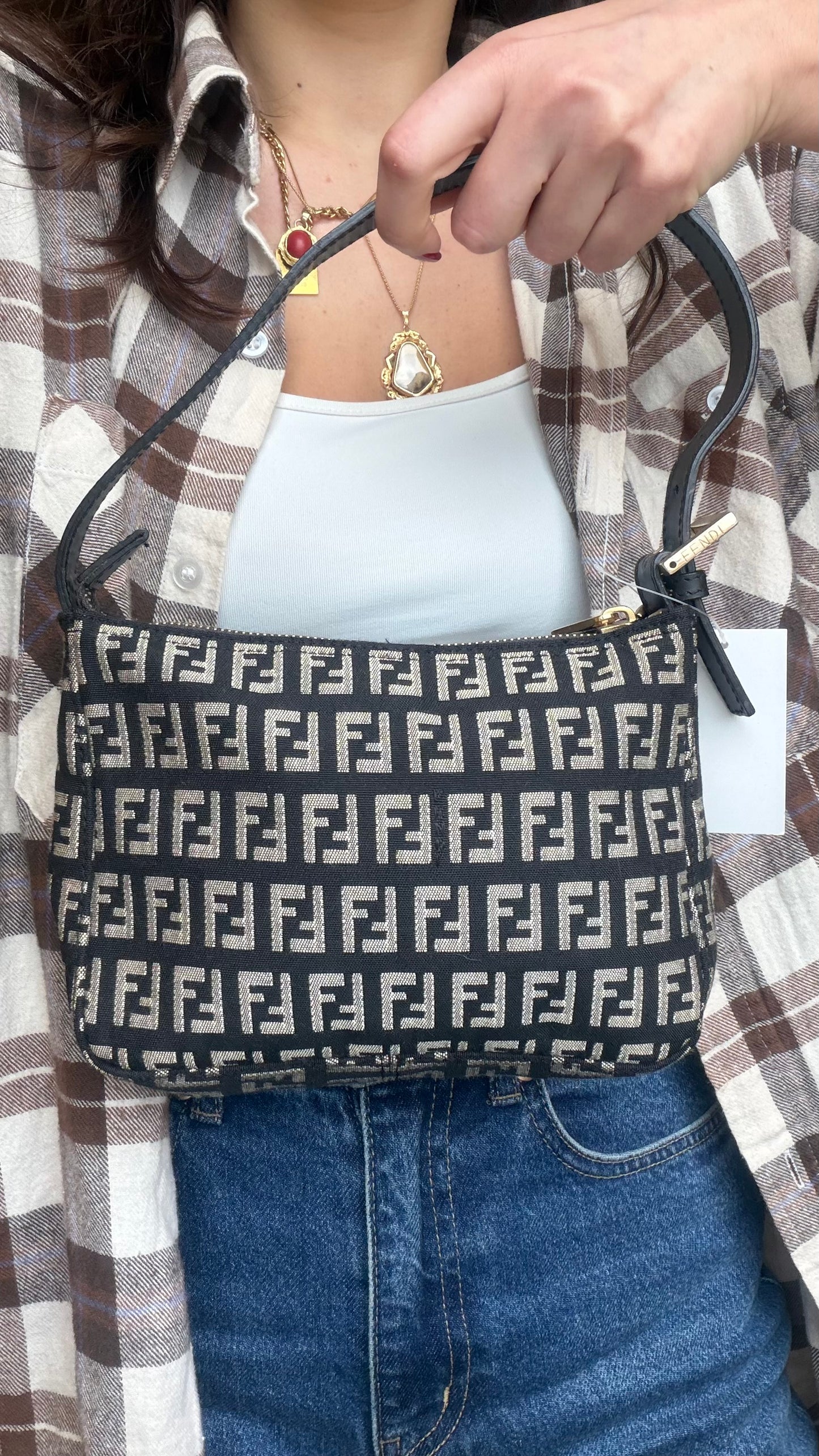 Pochette Monogram Fendi