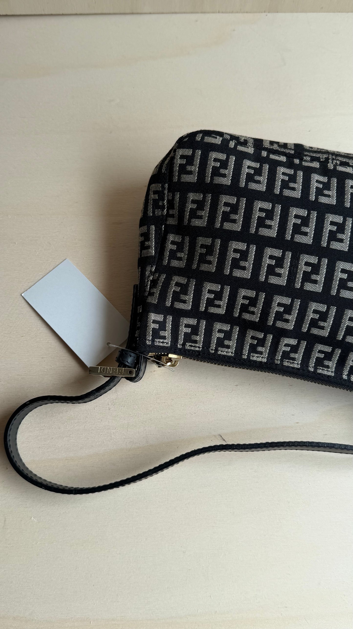 Pochette Monogram Fendi