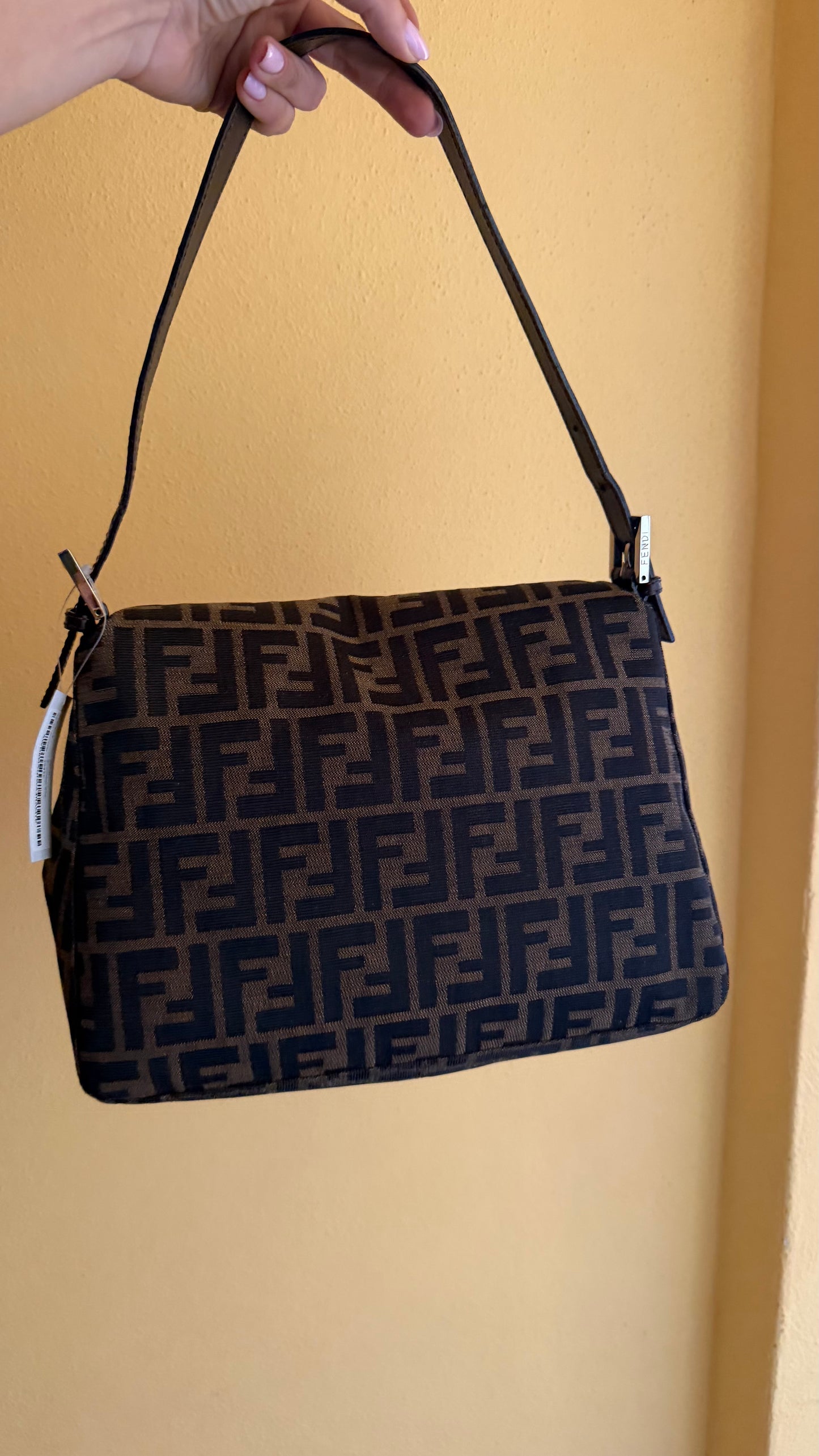 Fendi mamma baguette