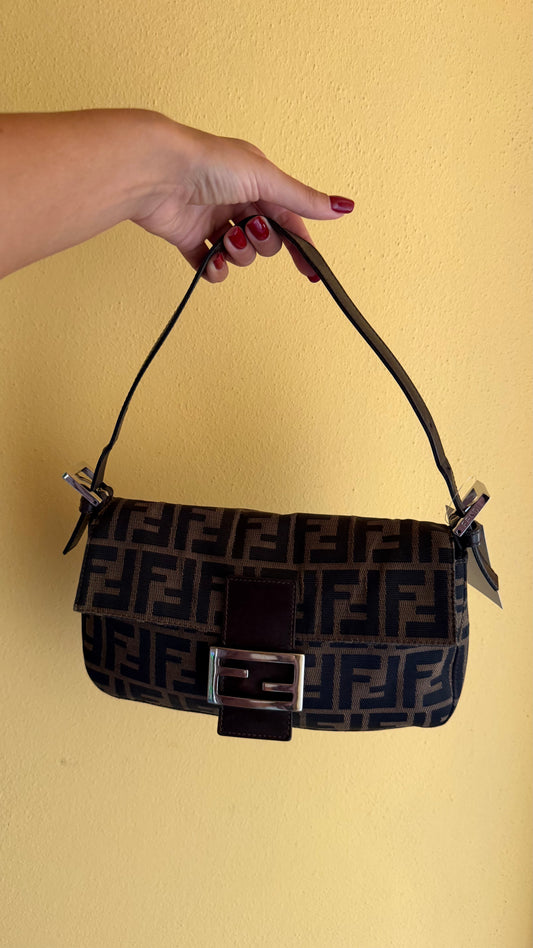 Fendi baguette
