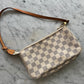 Pochette accessoires Luois vuitton