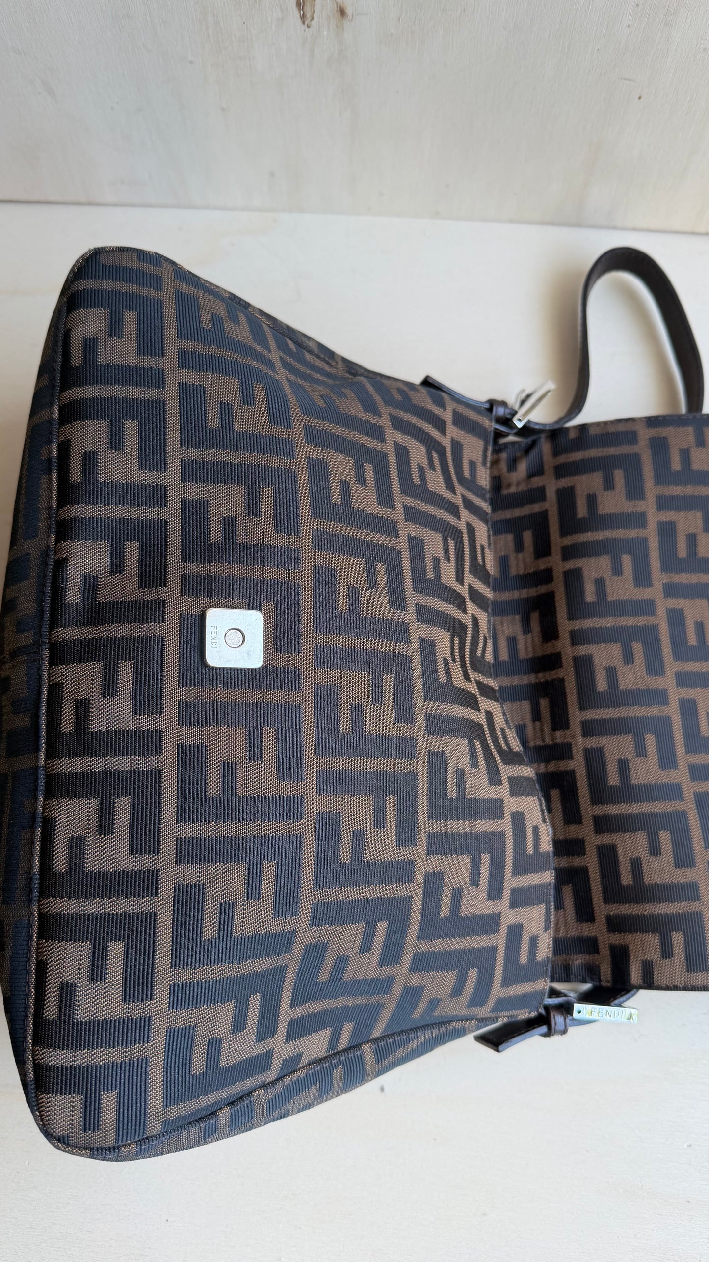 Fendi Mamma baguette