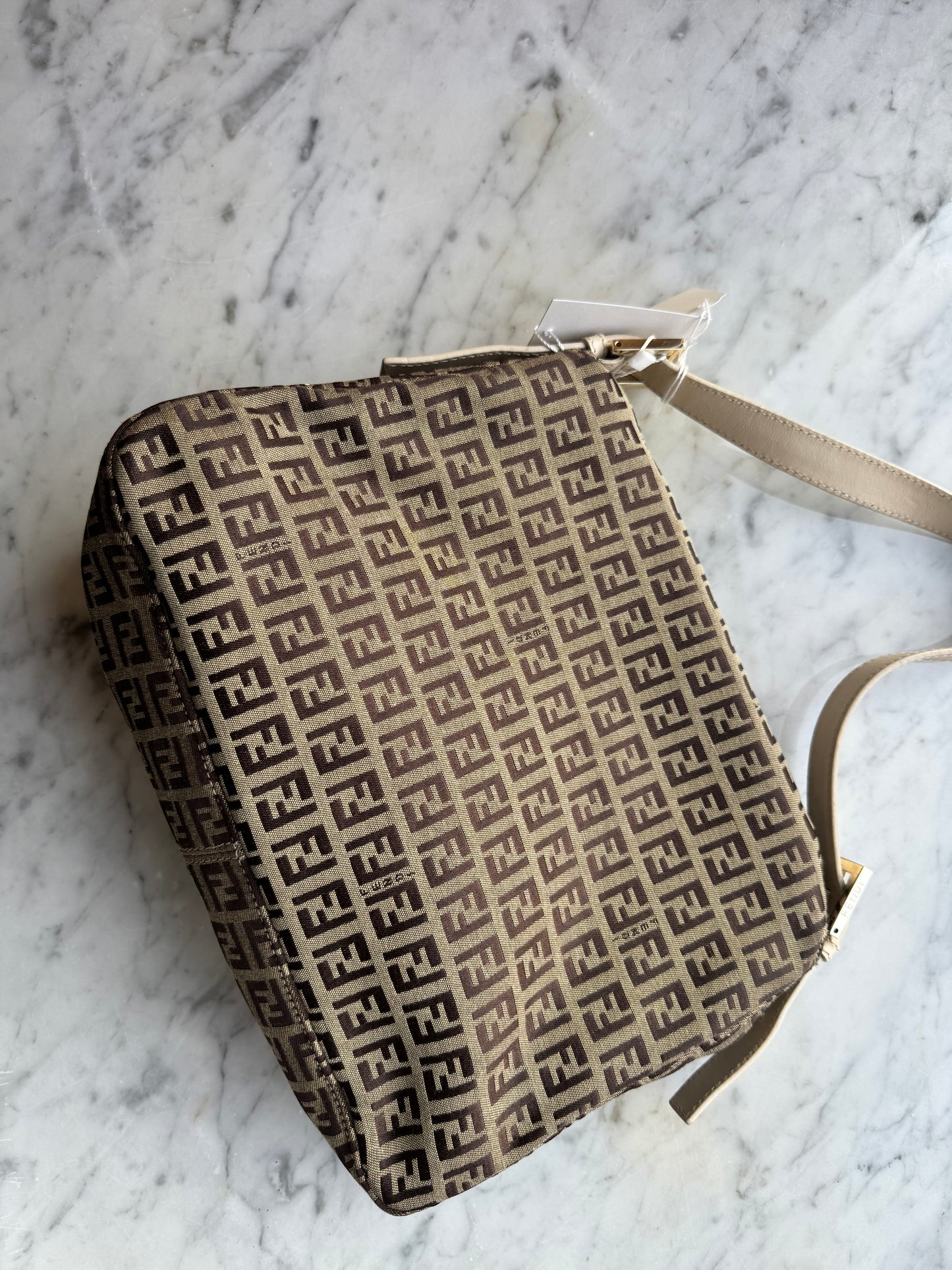 Fendi mamma baguette monogram