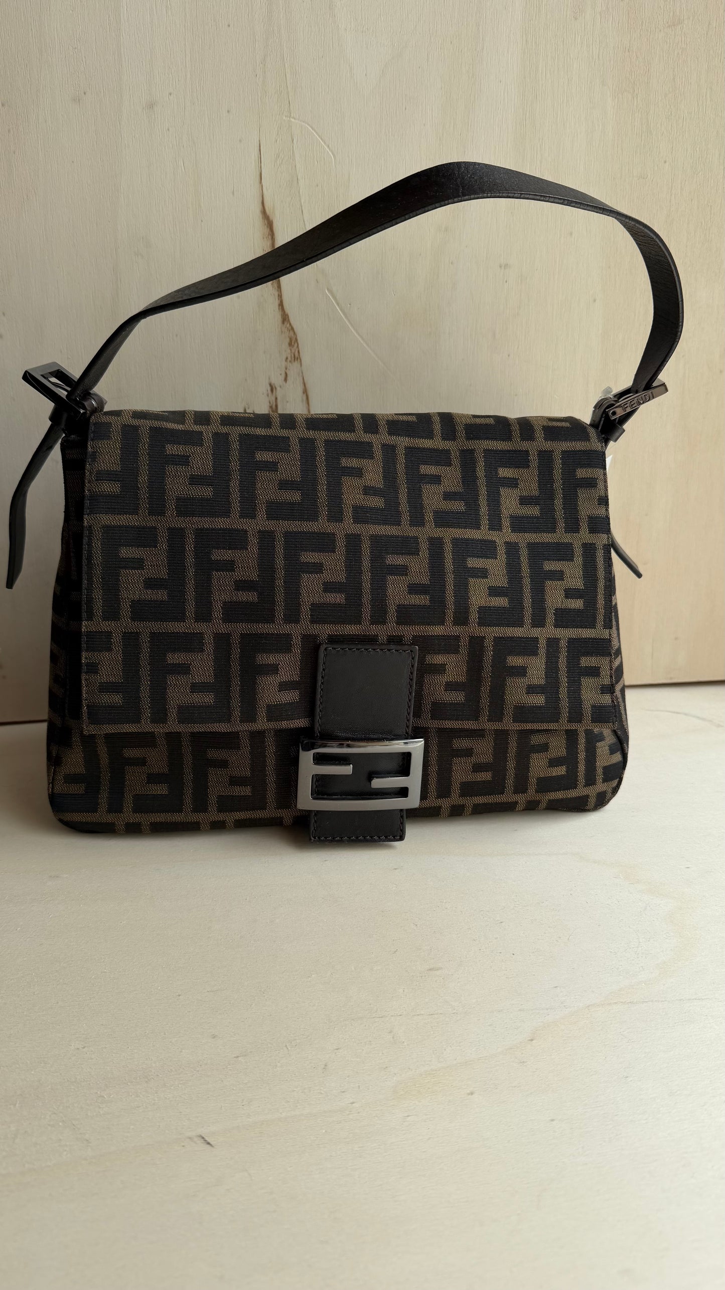 Fendi Mamma baguette