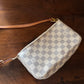 Pochette accessoires Luois vuitton