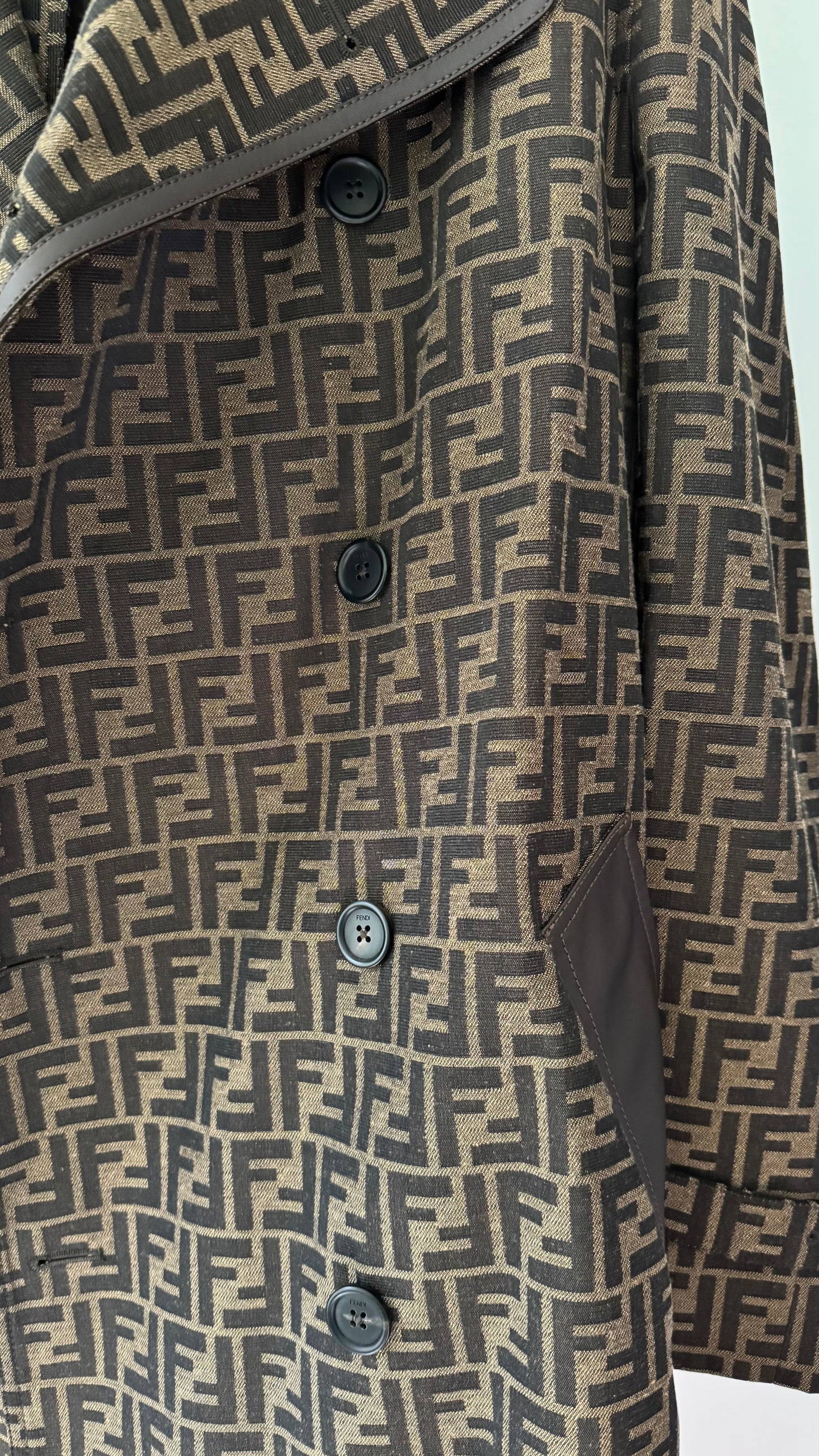 Trench Fendi monogram