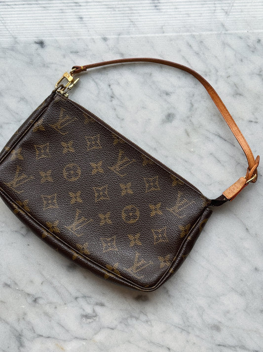 Pochette Louis Vuitton accessoire