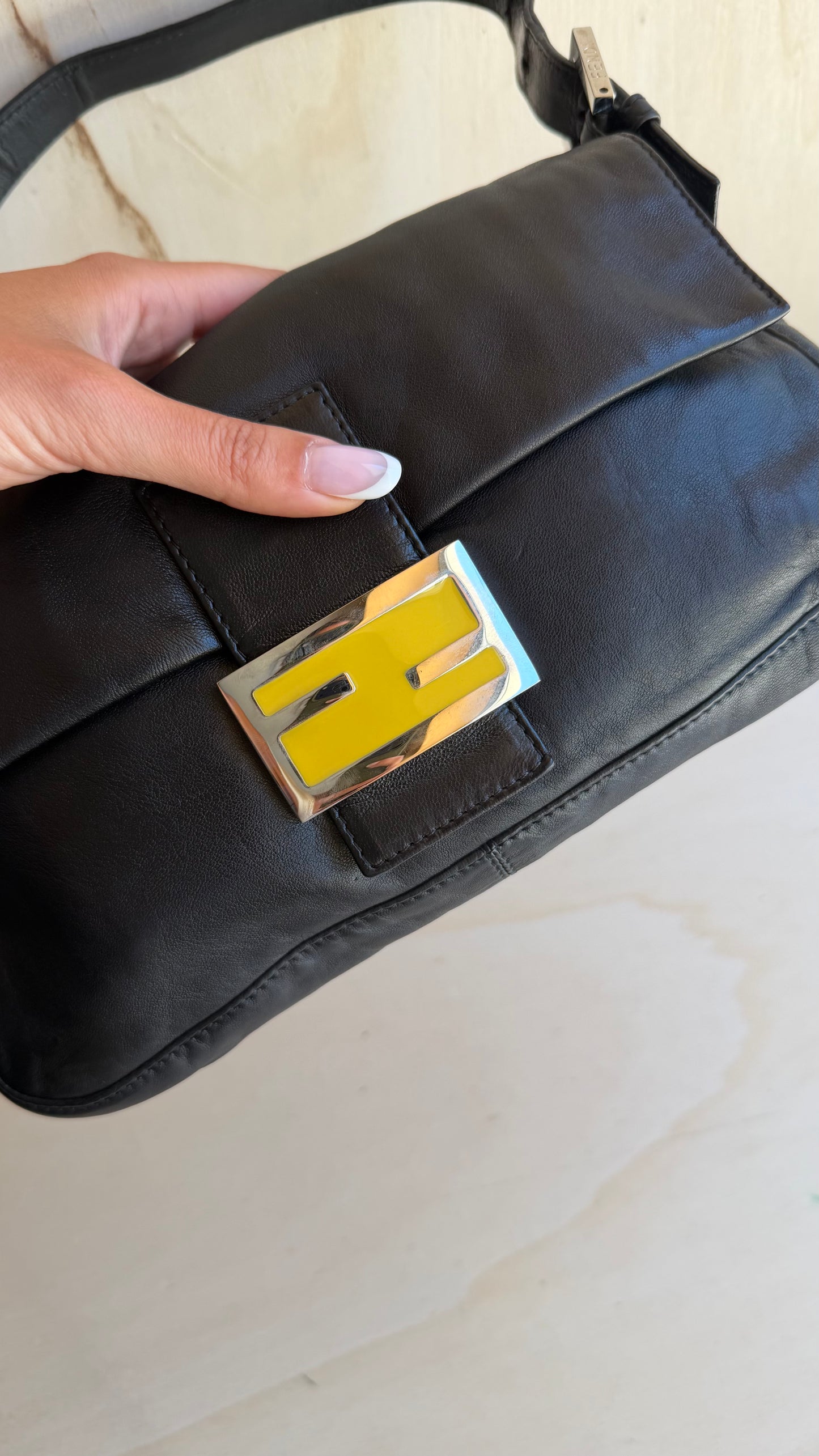 Fendi baguette pelle 2000’s
