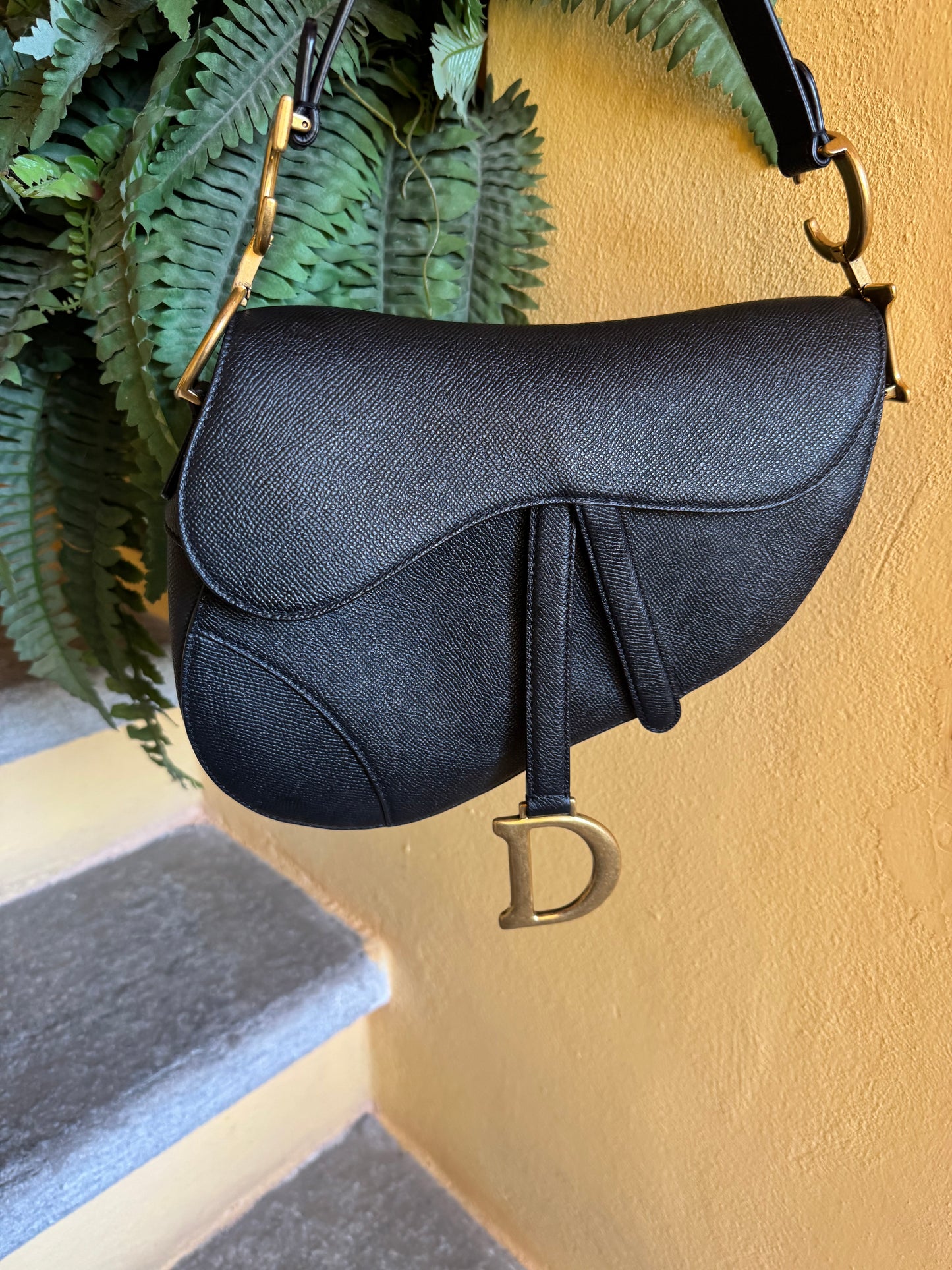 Saddle Dior Classica nera