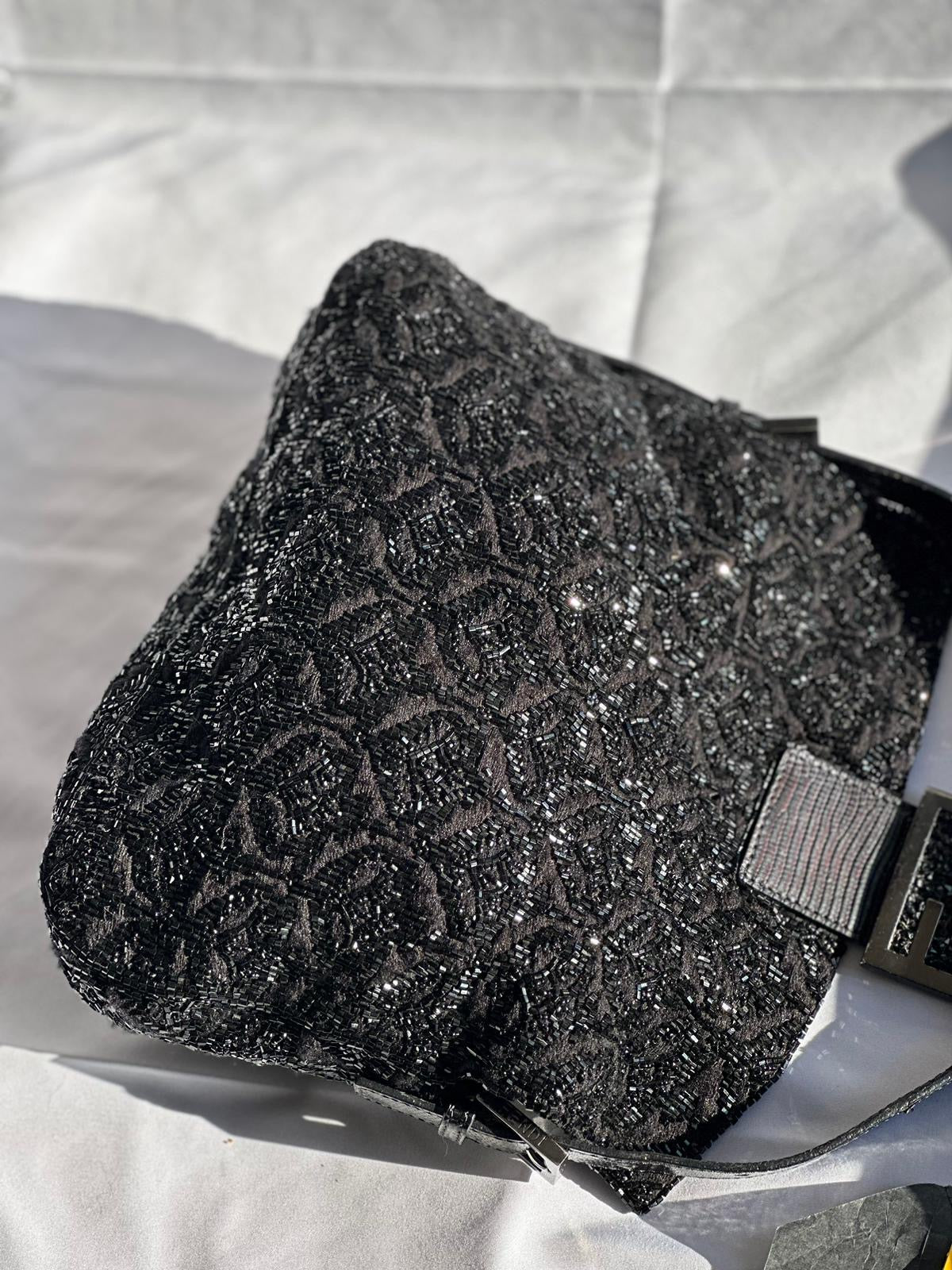 Vintage Fendi Baguette in perline