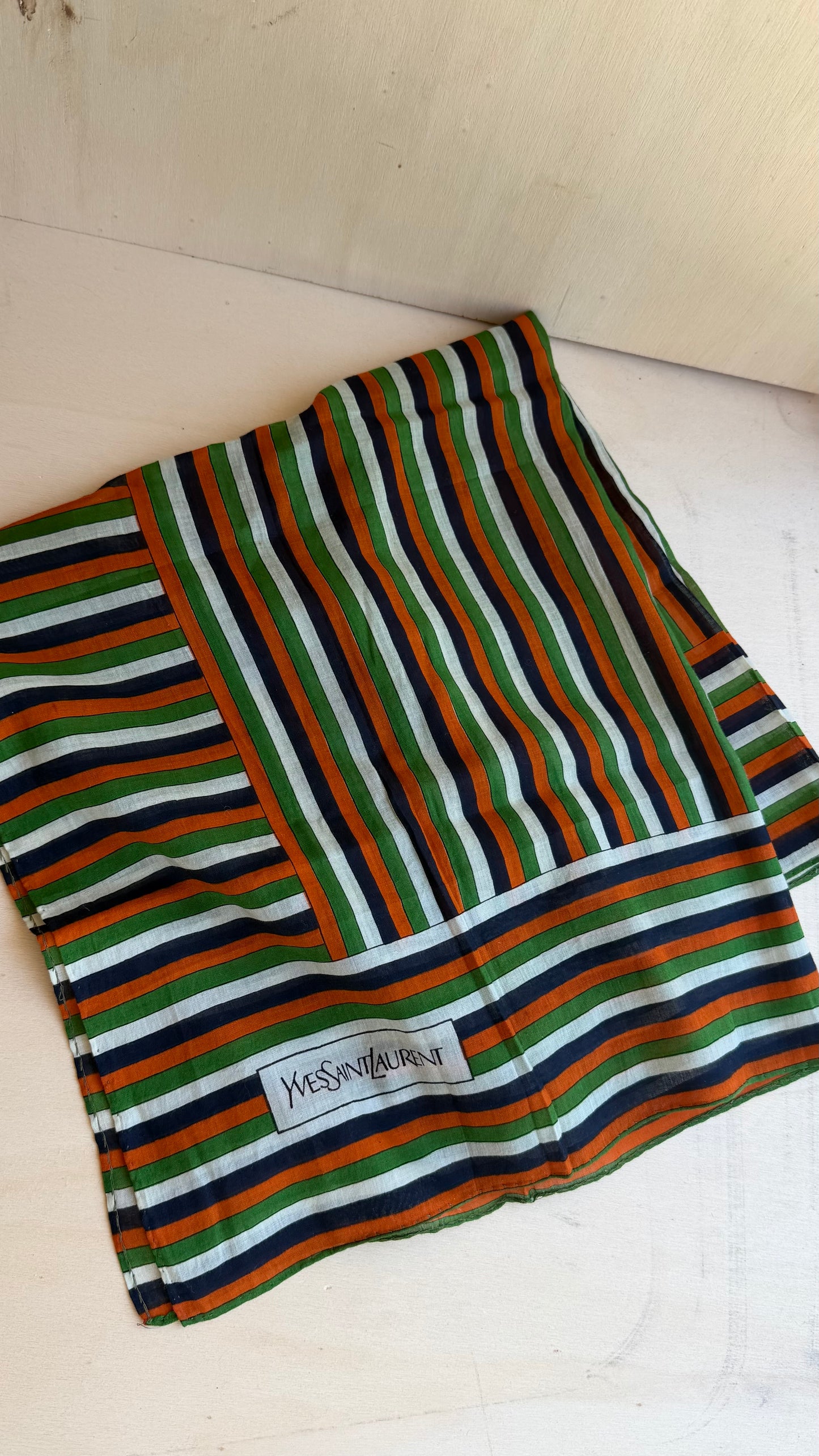 Foulard Ysl