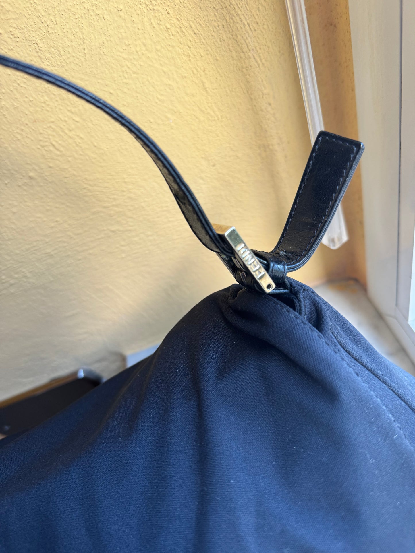 Fendi Mamma Baguette nera