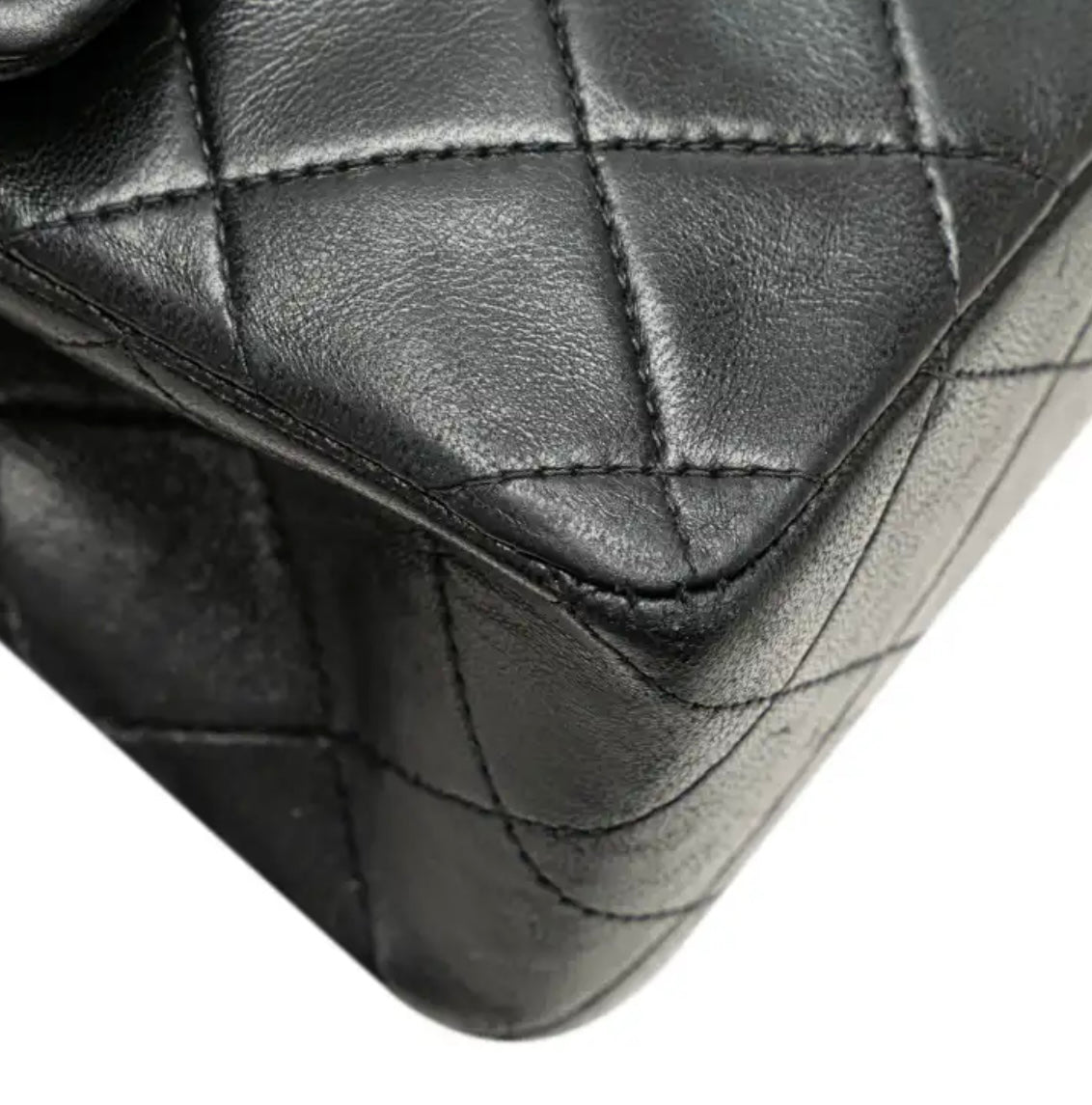 Chanel Classic medium double flap