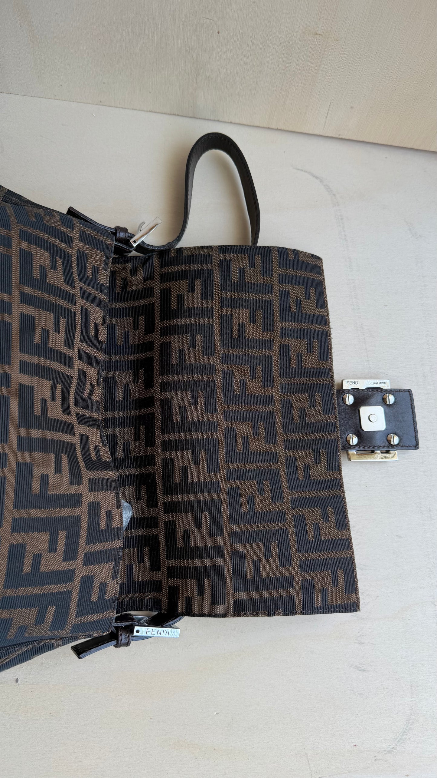 Fendi Mamma baguette